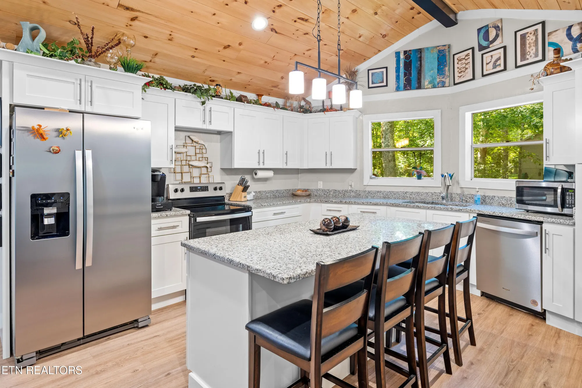 Property Slideshow image 20 of 56 | 112 jasper dr, Crossville, TN, 38558