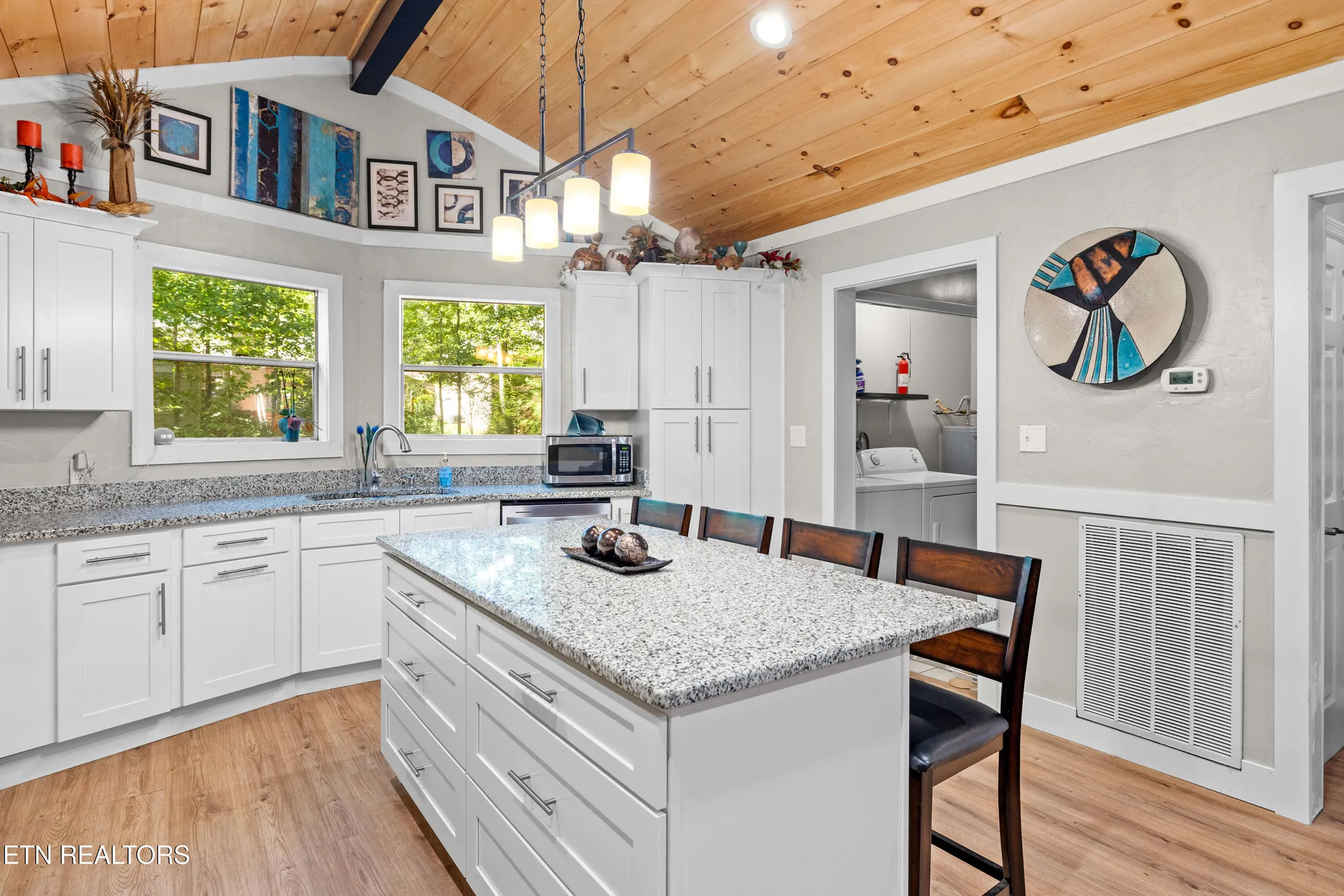 Property Slideshow image 22 of 56 | 112 jasper dr, Crossville, TN, 38558