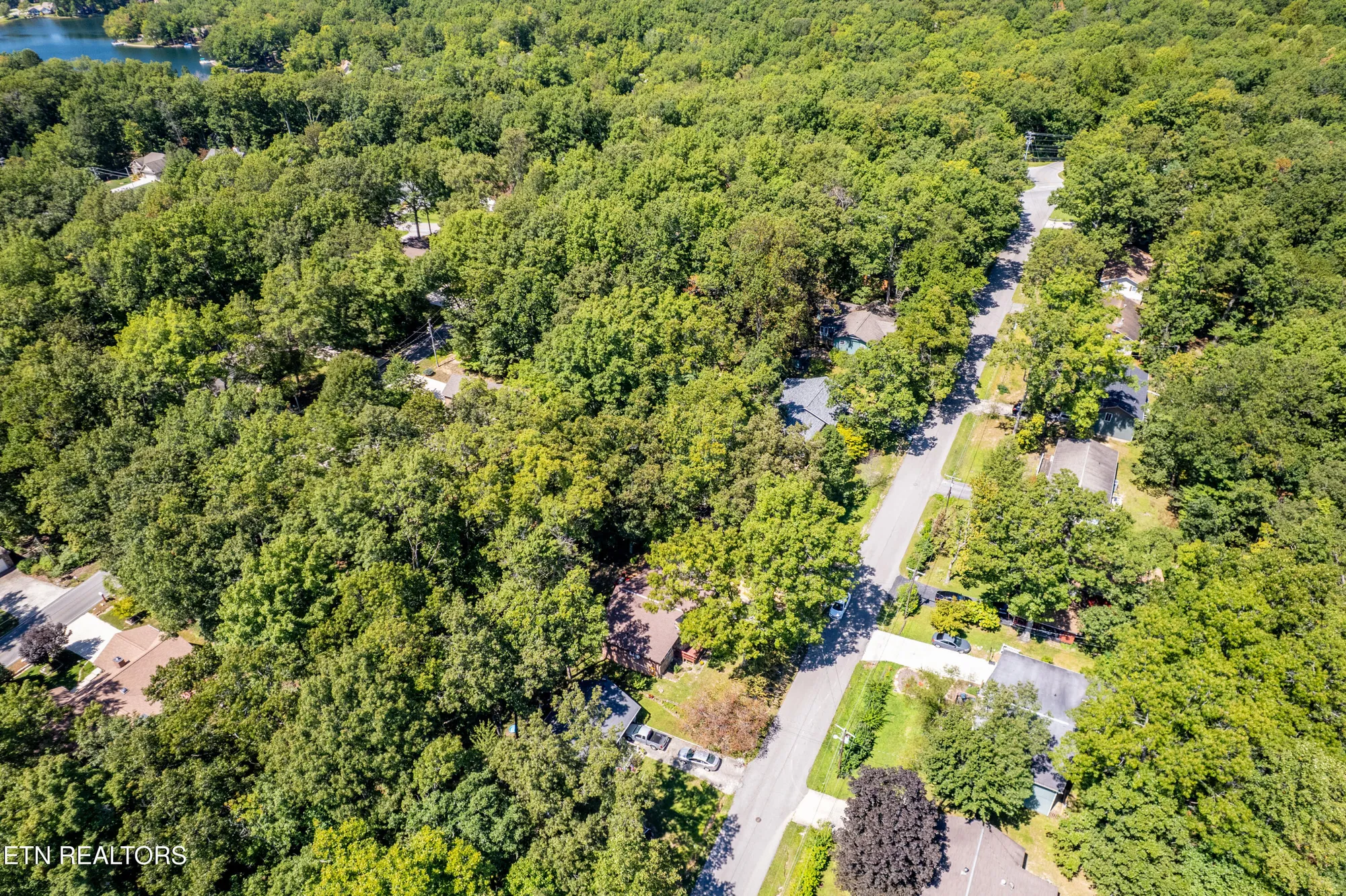 Property Slideshow image 45 of 56 | 112 jasper dr, Crossville, TN, 38558