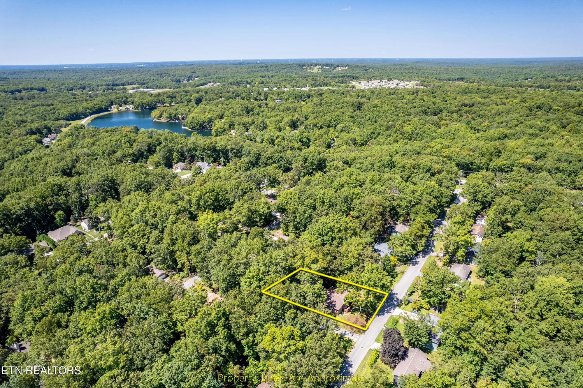 Property Slideshow image 48 of 56 | 112 jasper dr, Crossville, TN, 38558