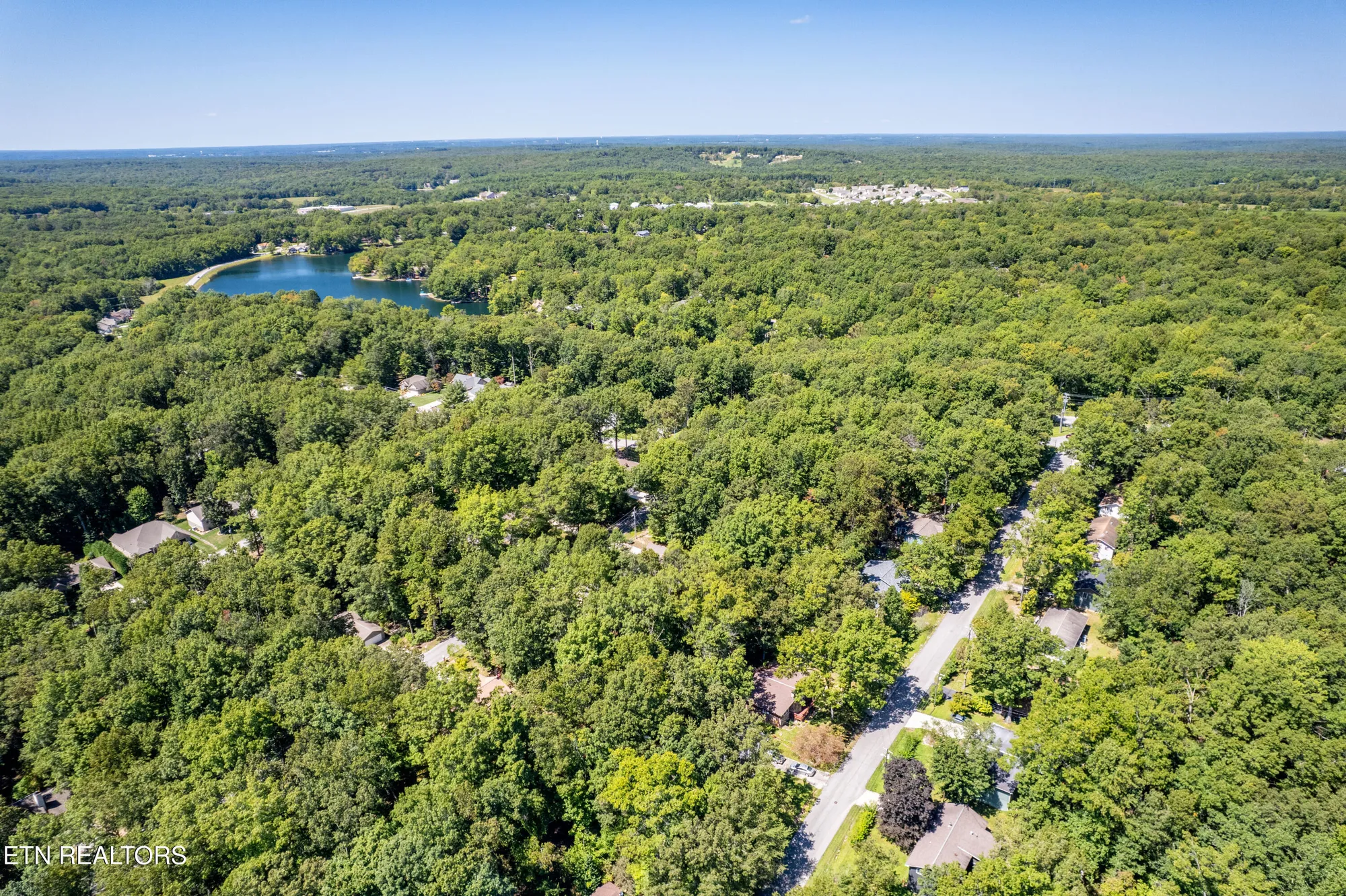 Property Slideshow image 49 of 56 | 112 jasper dr, Crossville, TN, 38558