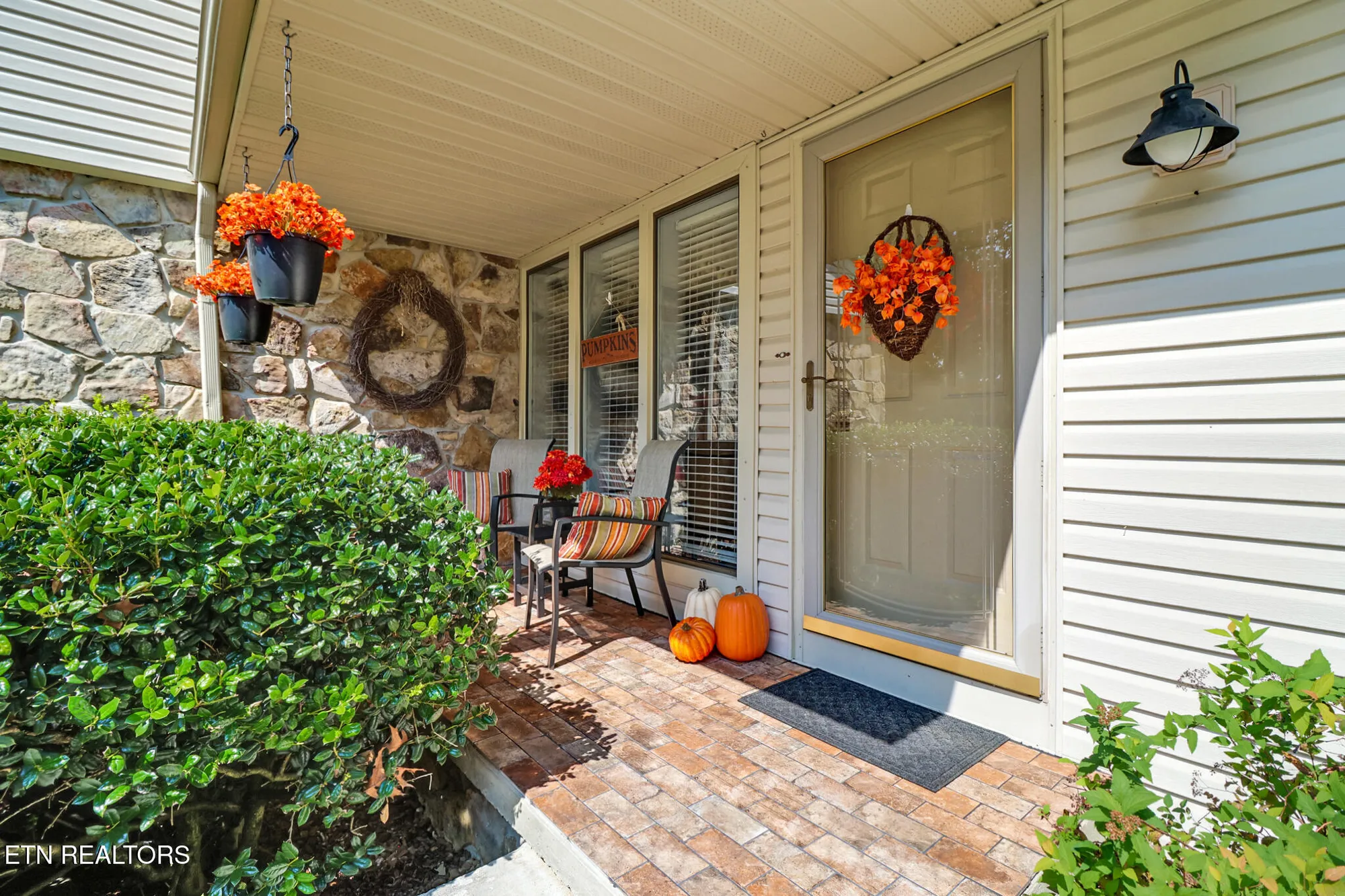 Property Slideshow image 3 of 41 | 154 anglewood dr, Crossville, TN, 38558