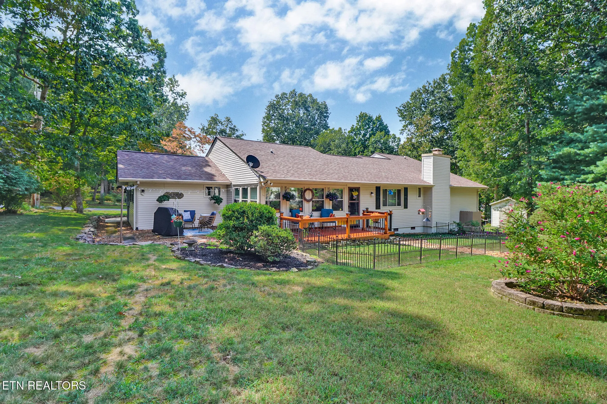 Property Slideshow image 31 of 41 | 154 anglewood dr, Crossville, TN, 38558