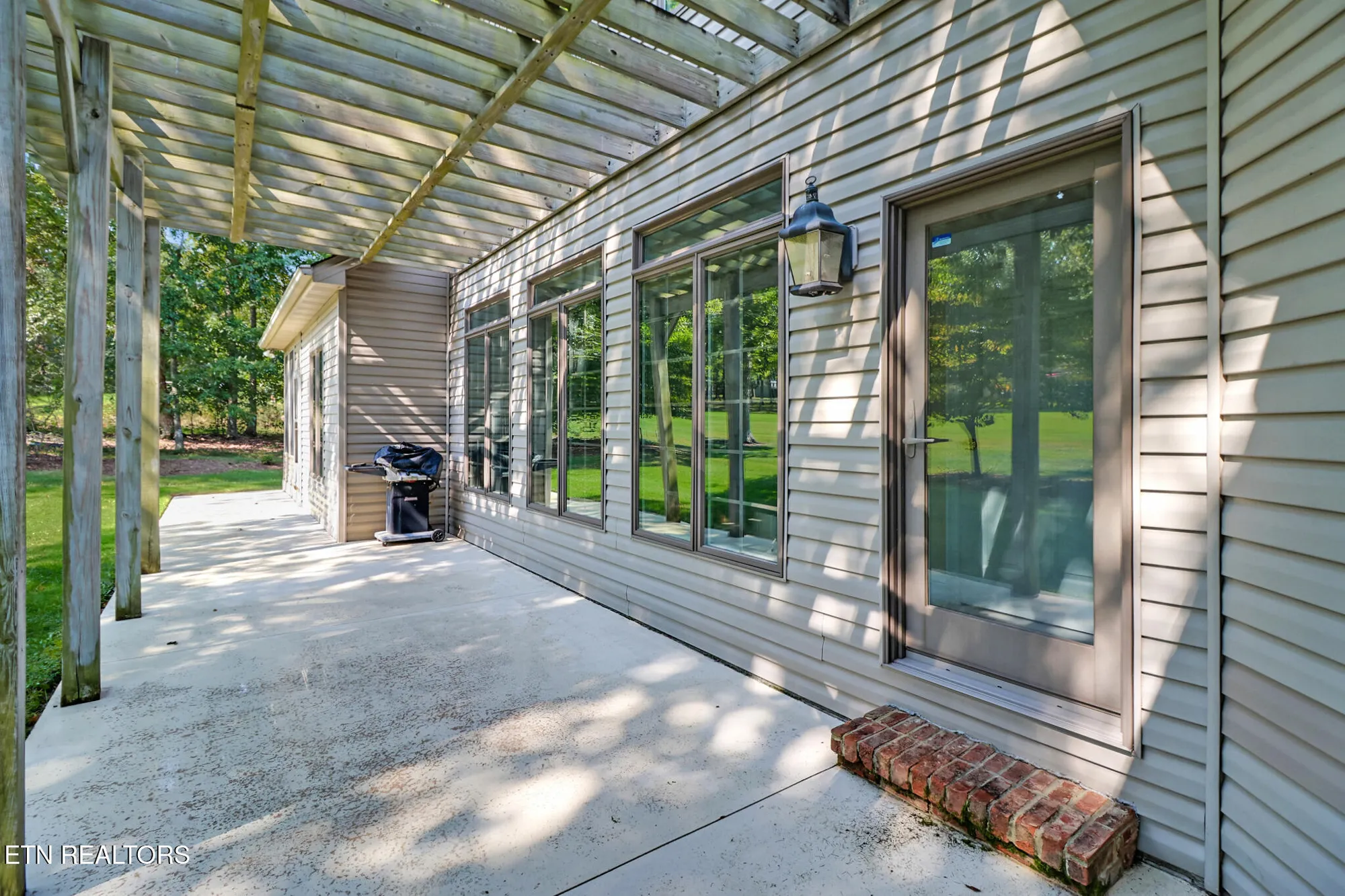 Property Slideshow image 34 of 44 | 102 bent oak ter, Crossville, TN, 38558