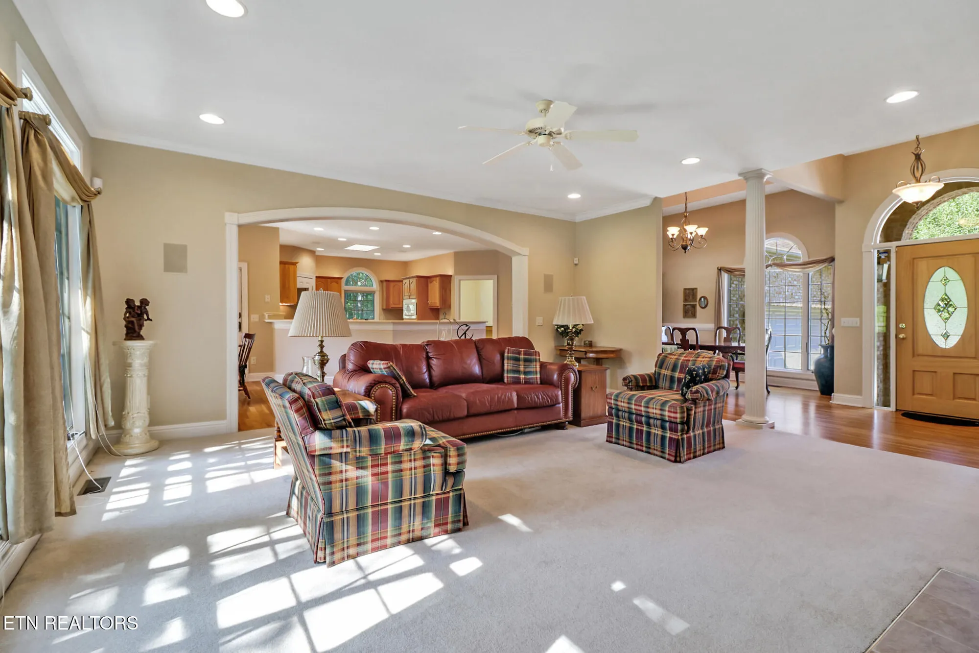 Property Slideshow image 10 of 44 | 102 bent oak ter, Crossville, TN, 38558