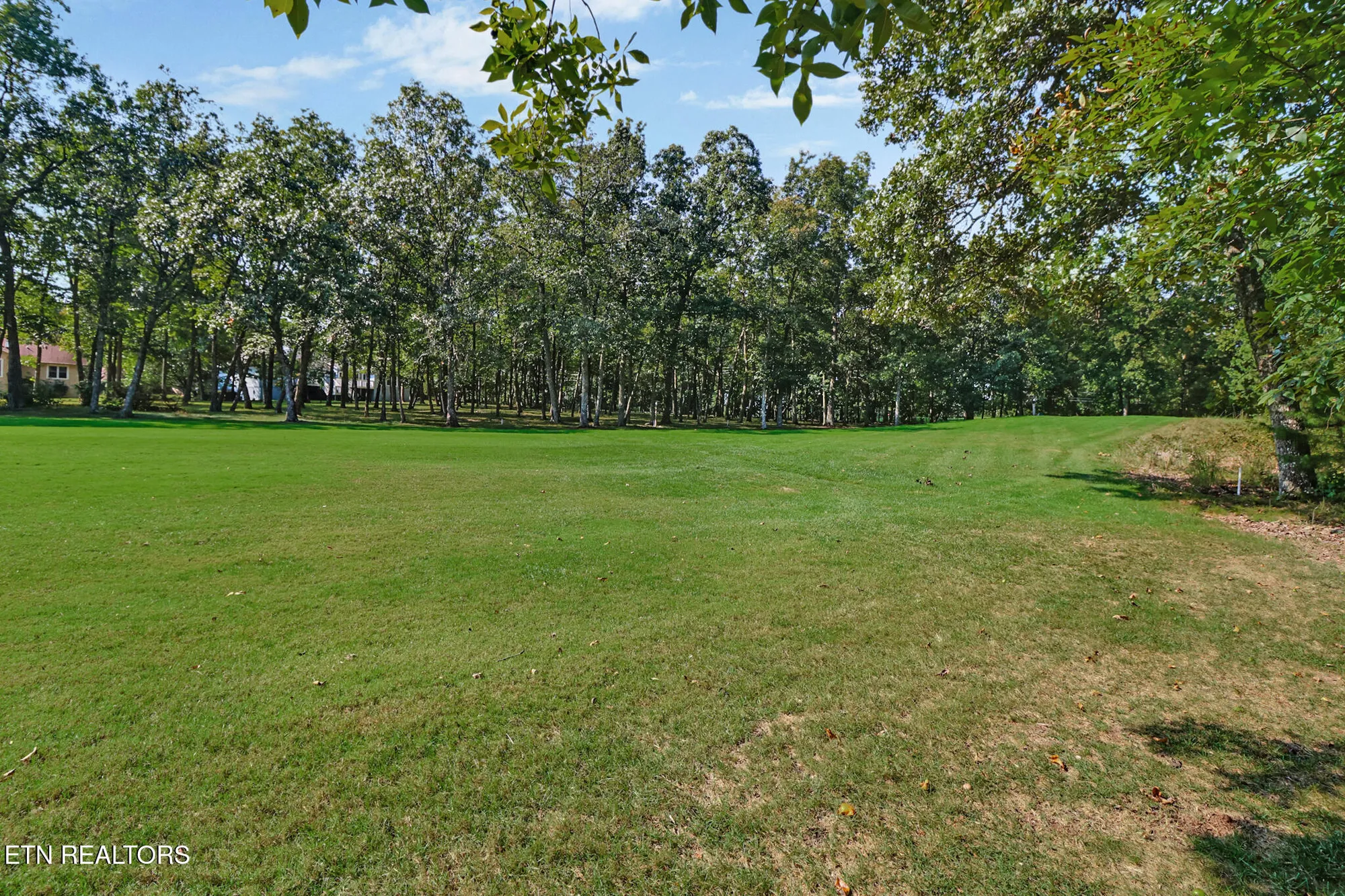 Property Slideshow image 39 of 44 | 102 bent oak ter, Crossville, TN, 38558