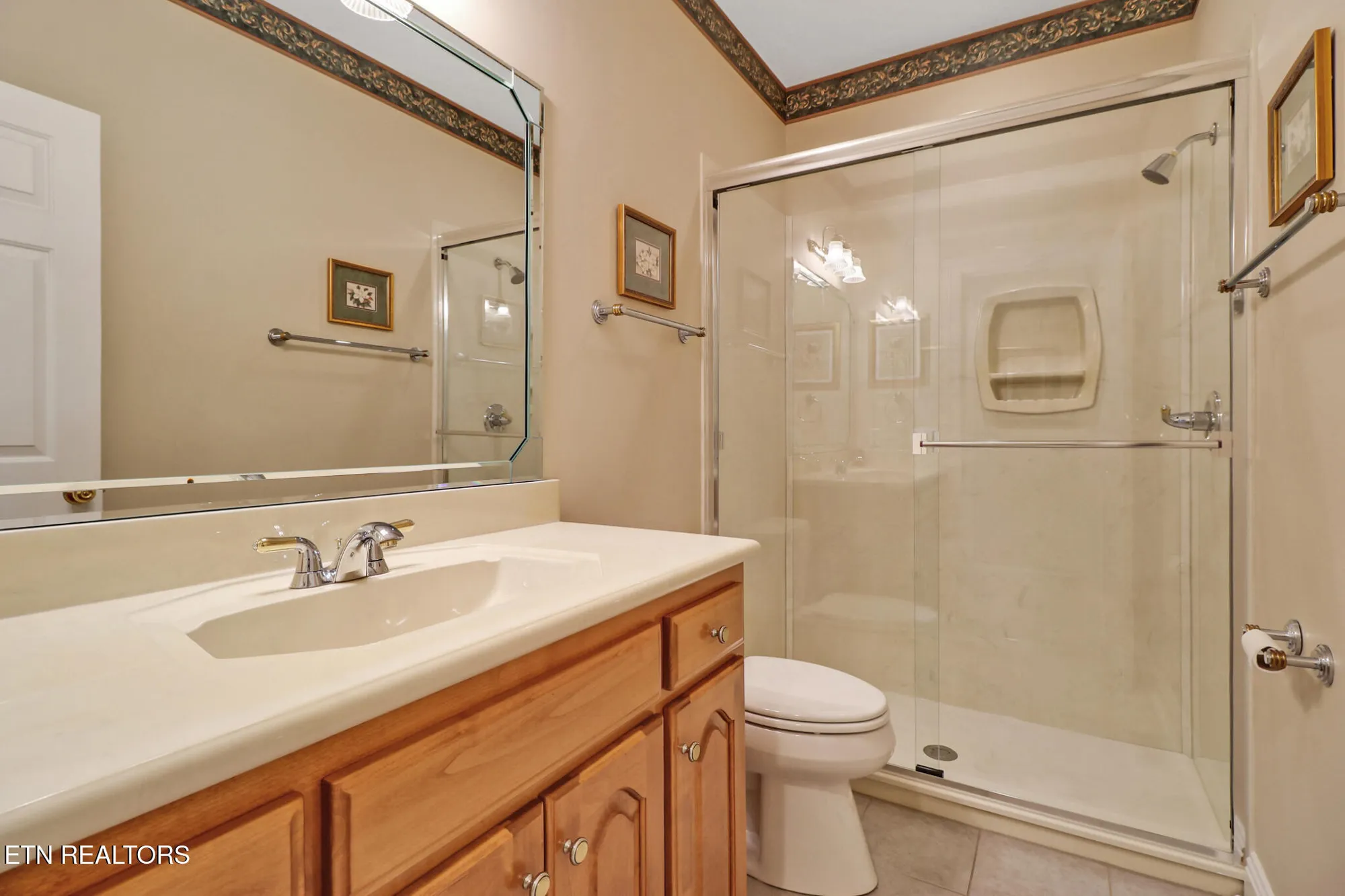 Property Slideshow image 23 of 44 | 102 bent oak ter, Crossville, TN, 38558