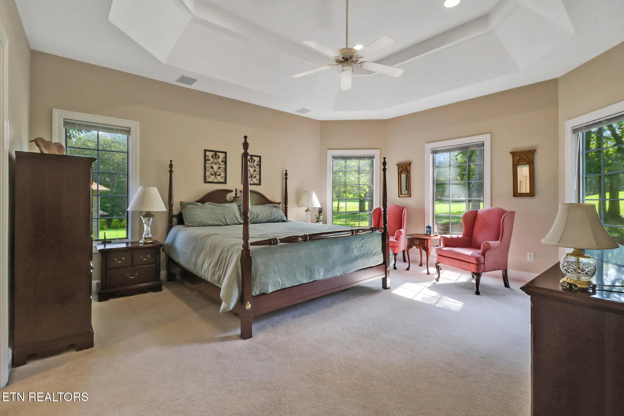 Property Slideshow image 16 of 44 | 102 bent oak ter, Crossville, TN, 38558