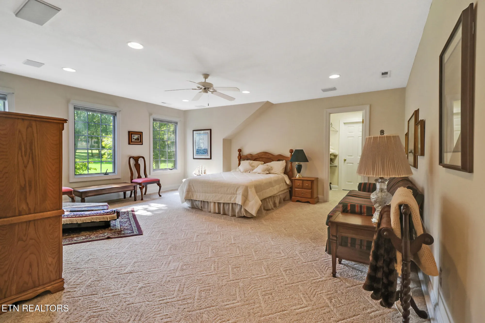 Property Slideshow image 27 of 44 | 102 bent oak ter, Crossville, TN, 38558