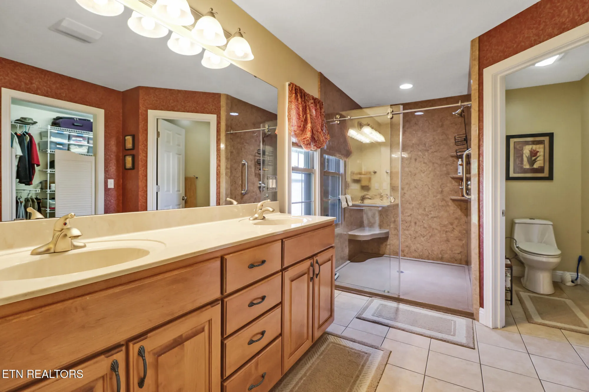 Property Slideshow image 21 of 44 | 107 forest hill dr, Crossville, TN, 38558