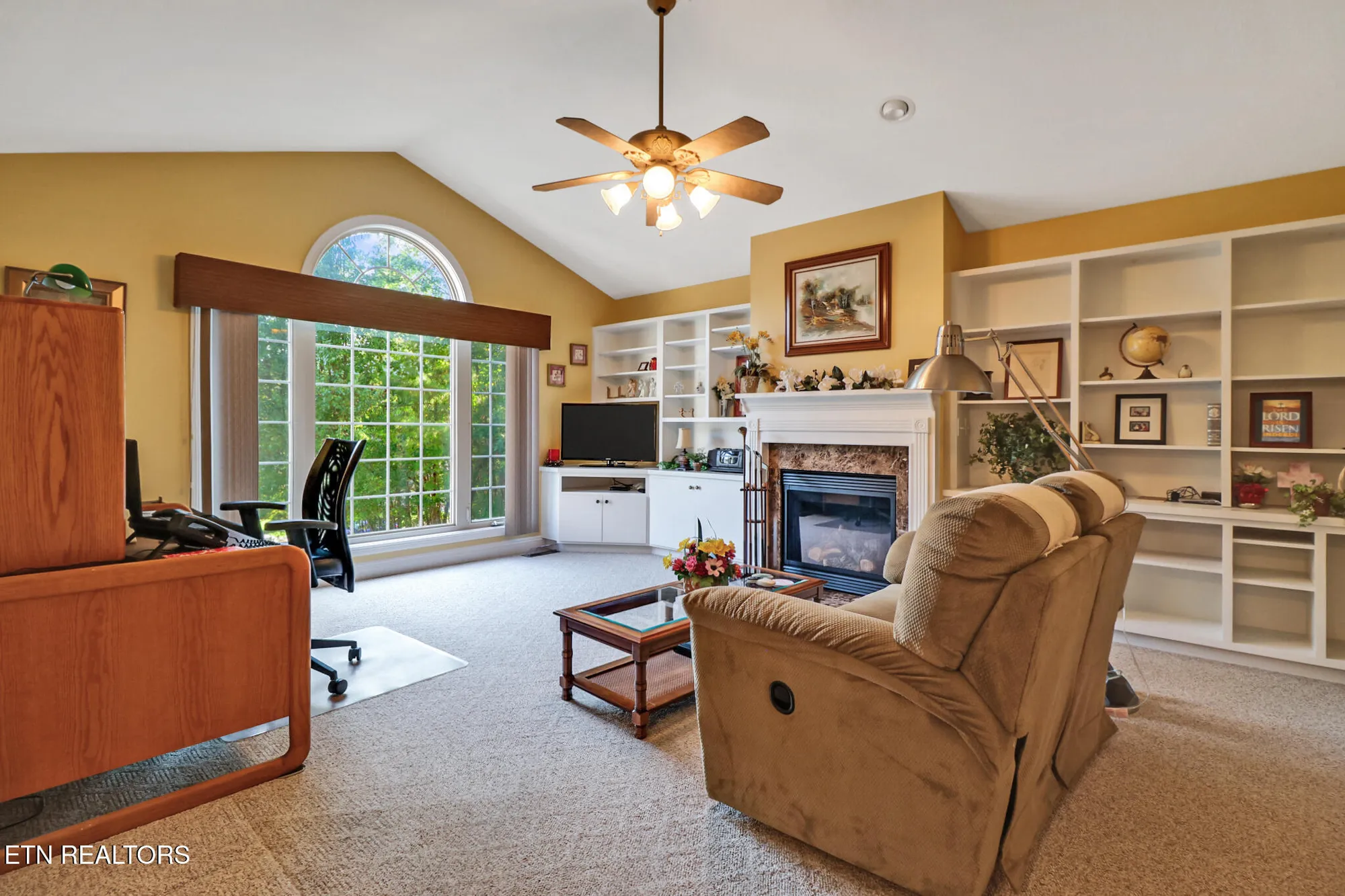 Property Slideshow image 8 of 44 | 107 forest hill dr, Crossville, TN, 38558