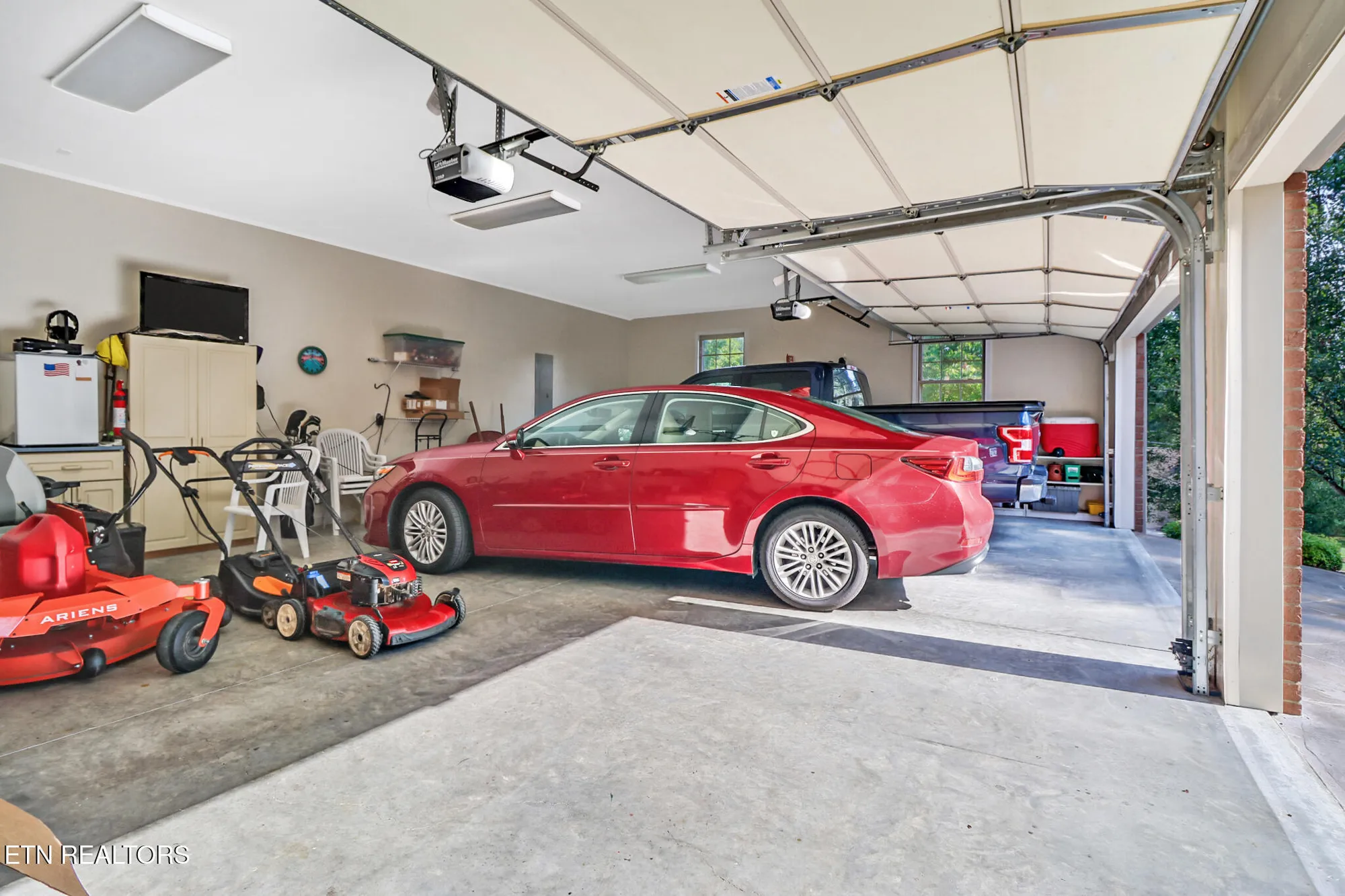 Property Slideshow image 37 of 44 | 107 forest hill dr, Crossville, TN, 38558