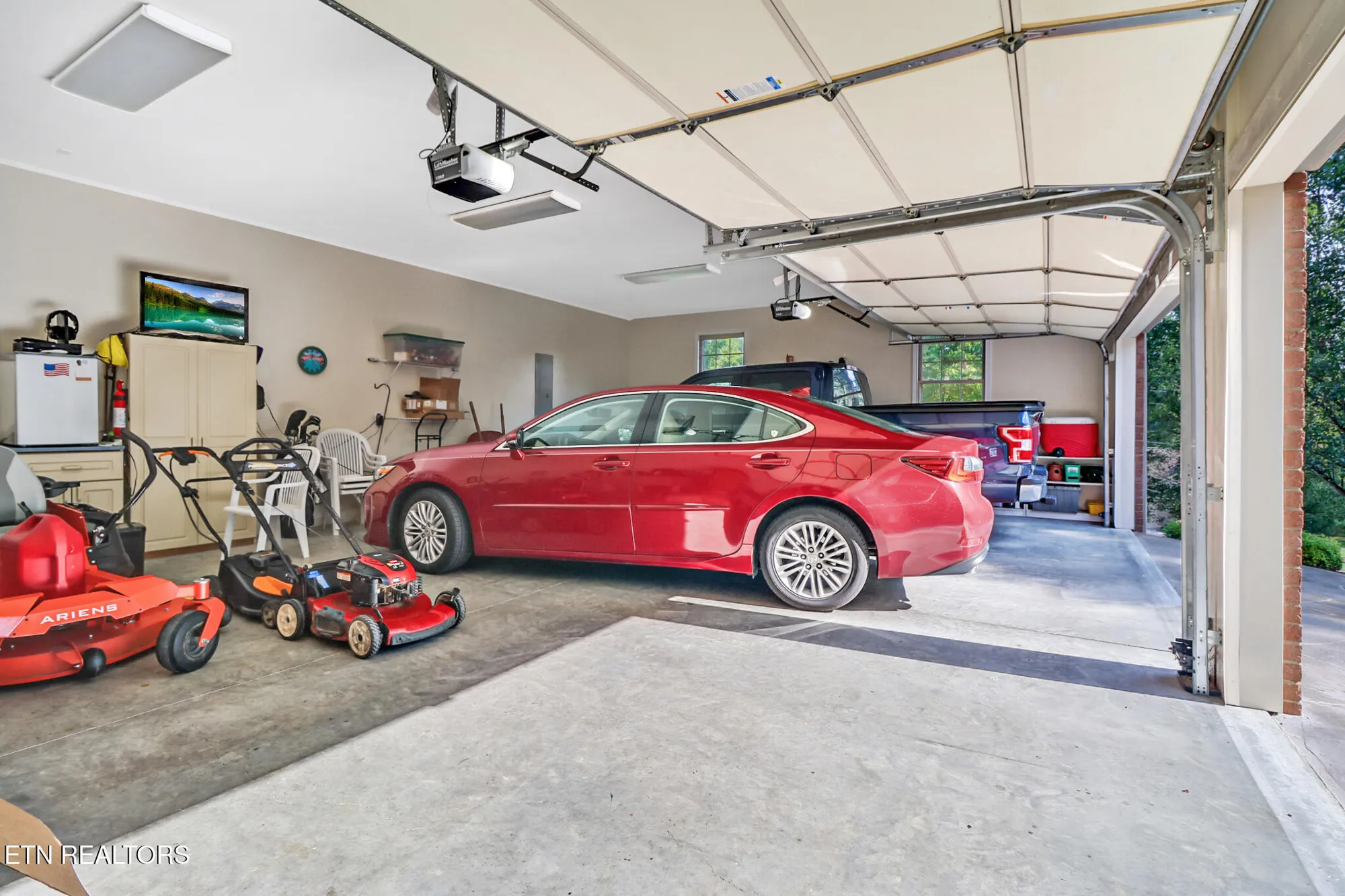 Property Slideshow image 38 of 44 | 107 forest hill dr, Crossville, TN, 38558