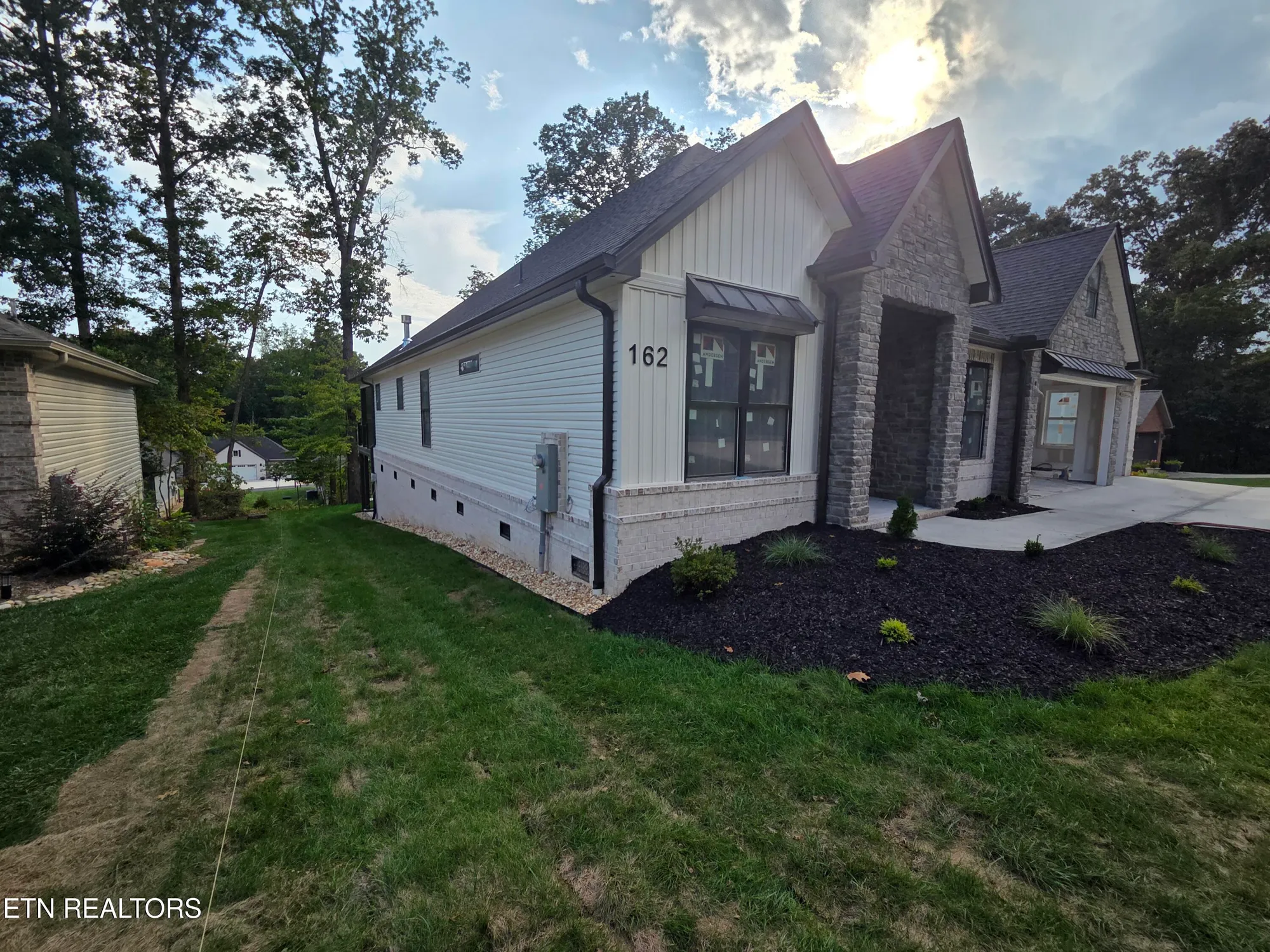 Property Slideshow image 3 of 5 | 162 kawga way, Loudon, TN, 37774