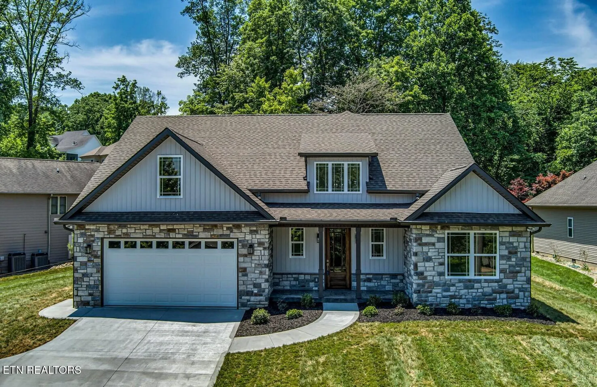 Property Slideshow image 1 of 47 | 297 dudala way, Loudon, TN, 37774