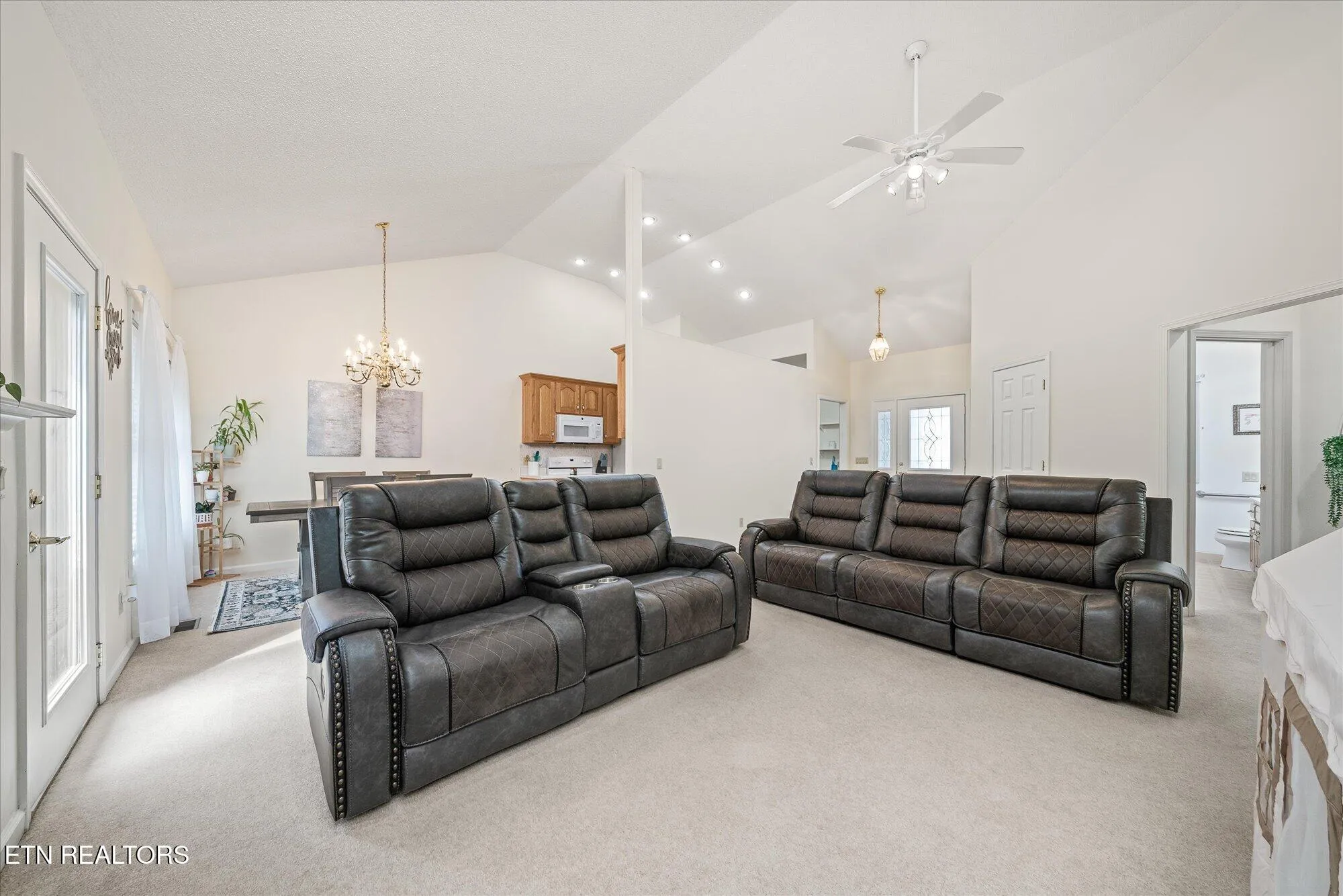 Property Slideshow image 7 of 32 | 145 forest hill dr, Crossville, TN, 38558