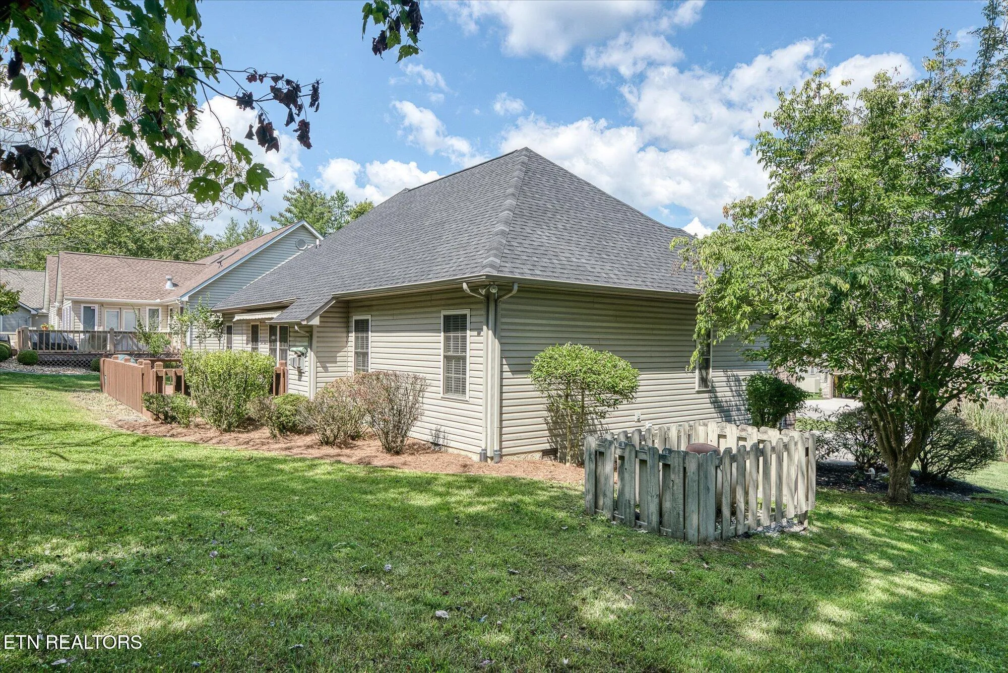 Property Slideshow image 27 of 32 | 145 forest hill dr, Crossville, TN, 38558