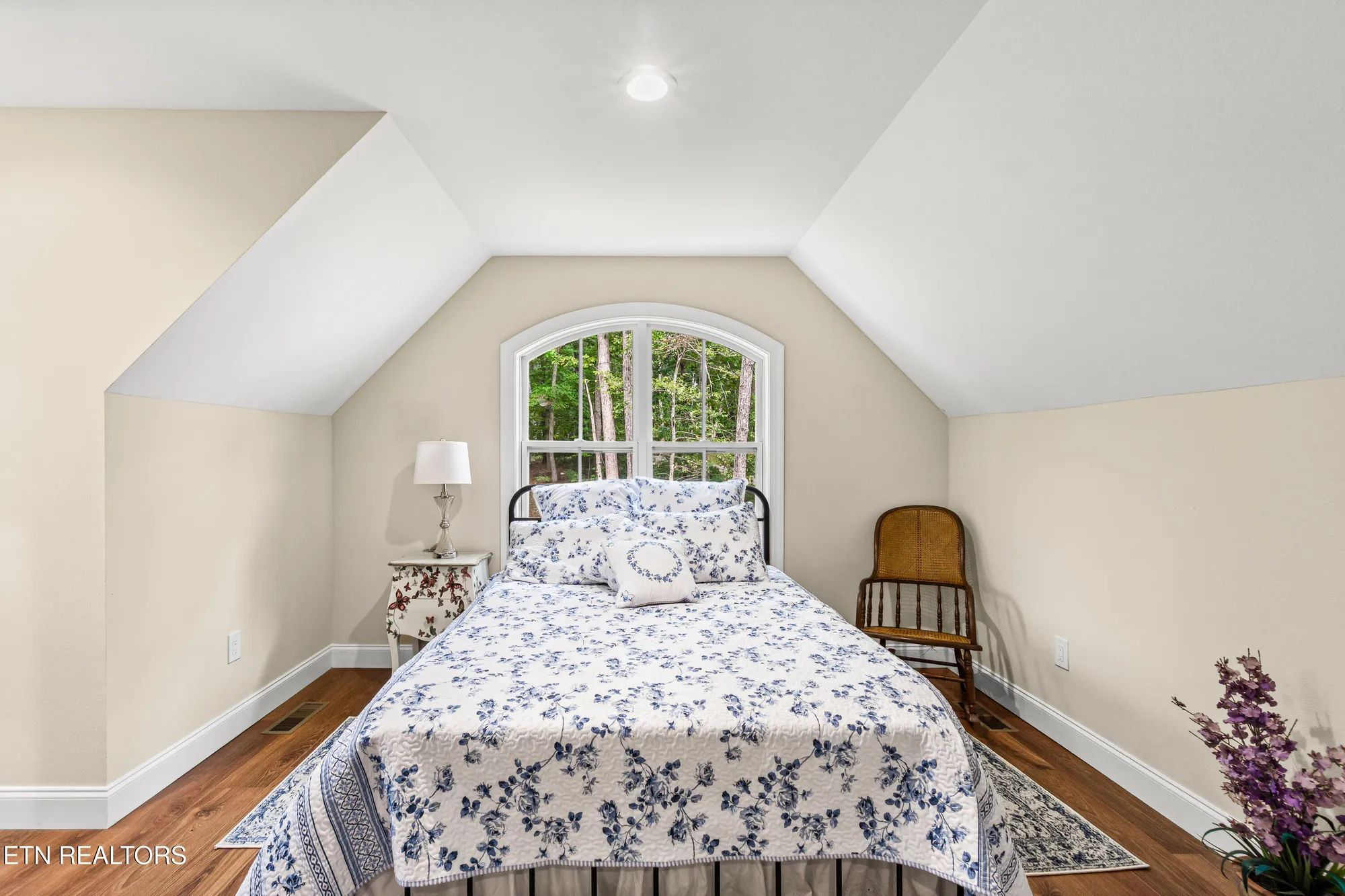 Property Slideshow image 33 of 51 | 43 overlook cir, Crossville, TN, 38558