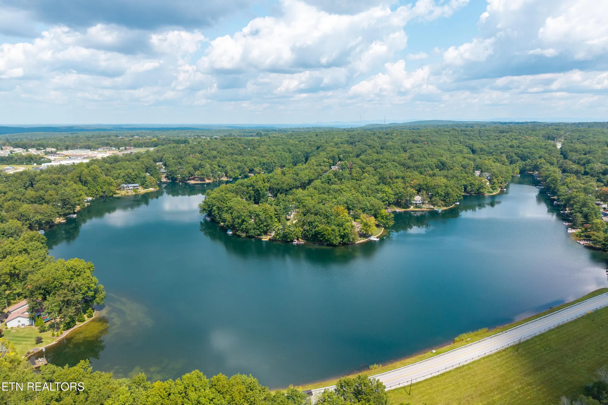 Property Slideshow image 46 of 51 | 43 overlook cir, Crossville, TN, 38558