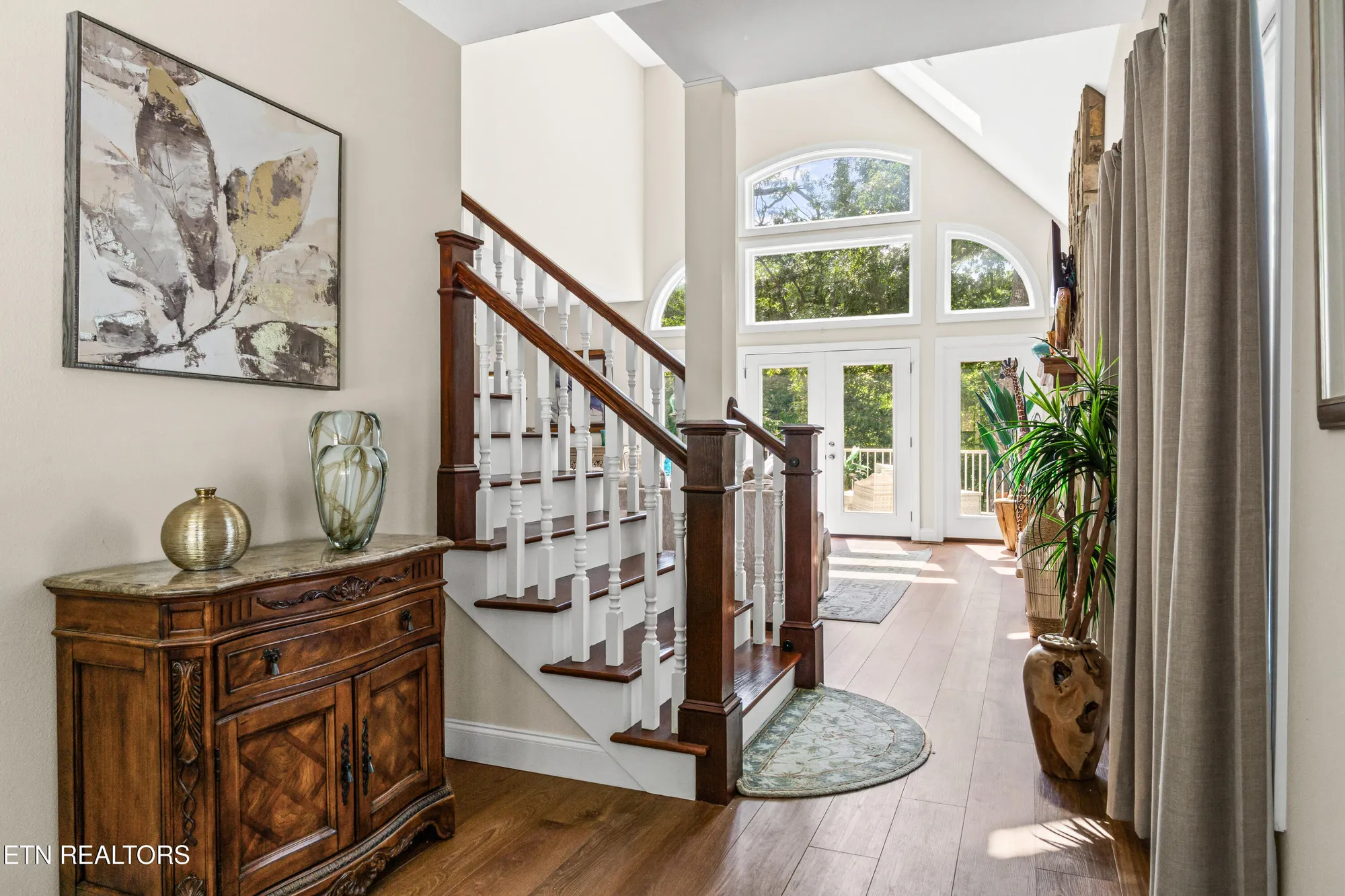 Property Slideshow image 4 of 51 | 43 overlook cir, Crossville, TN, 38558