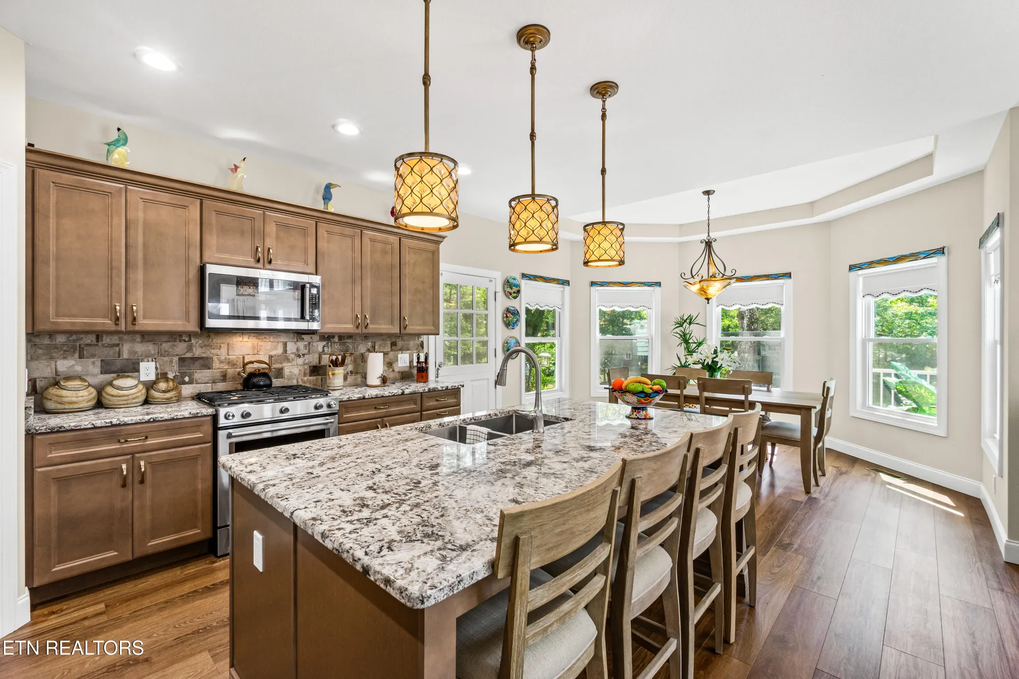 Property Slideshow image 13 of 51 | 43 overlook cir, Crossville, TN, 38558