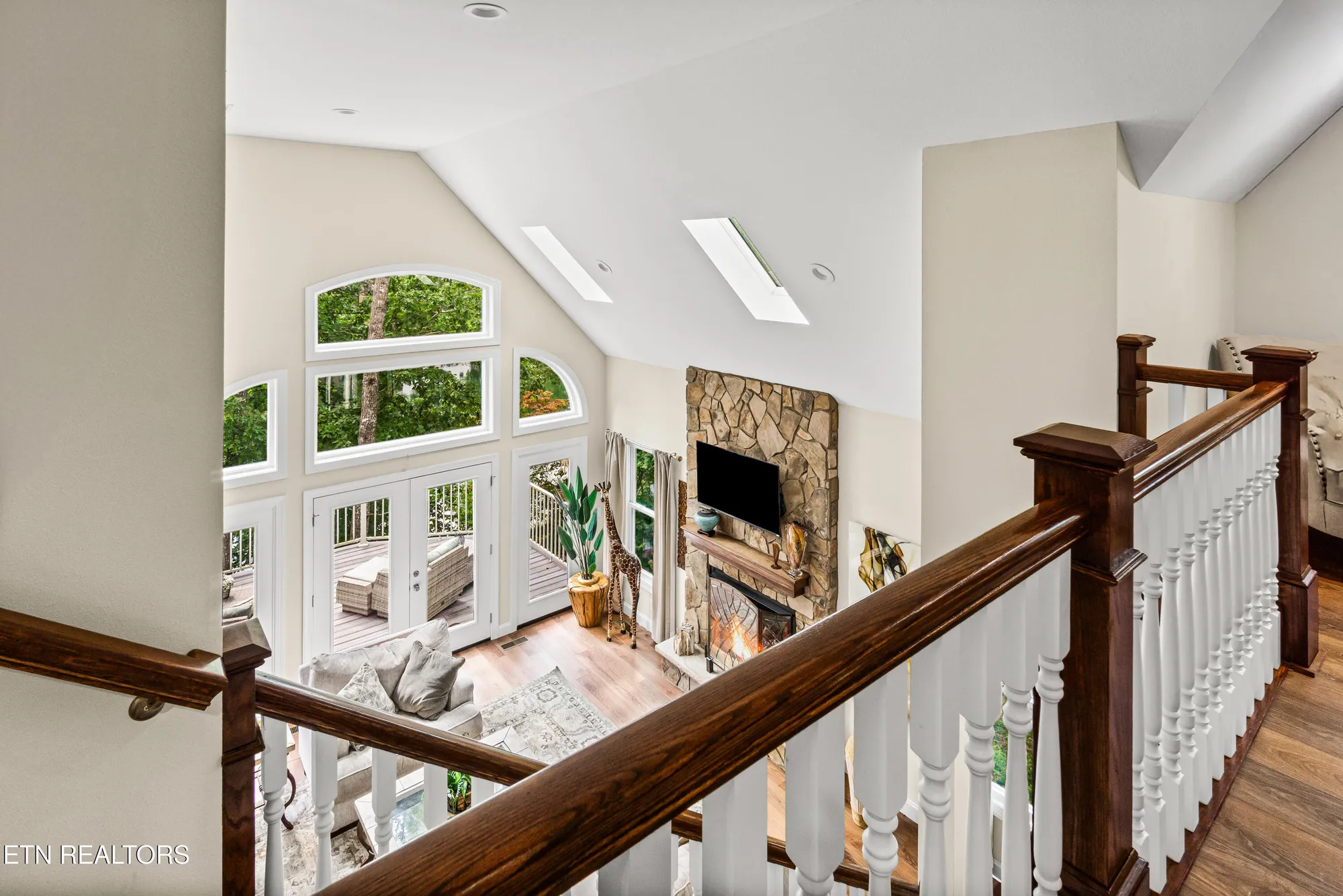 Property Slideshow image 24 of 51 | 43 overlook cir, Crossville, TN, 38558