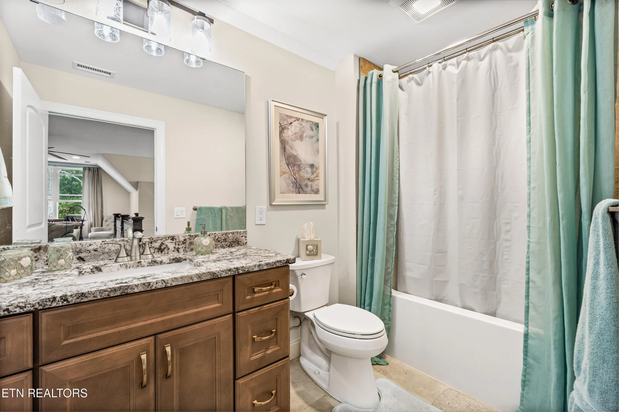 Property Slideshow image 30 of 51 | 43 overlook cir, Crossville, TN, 38558