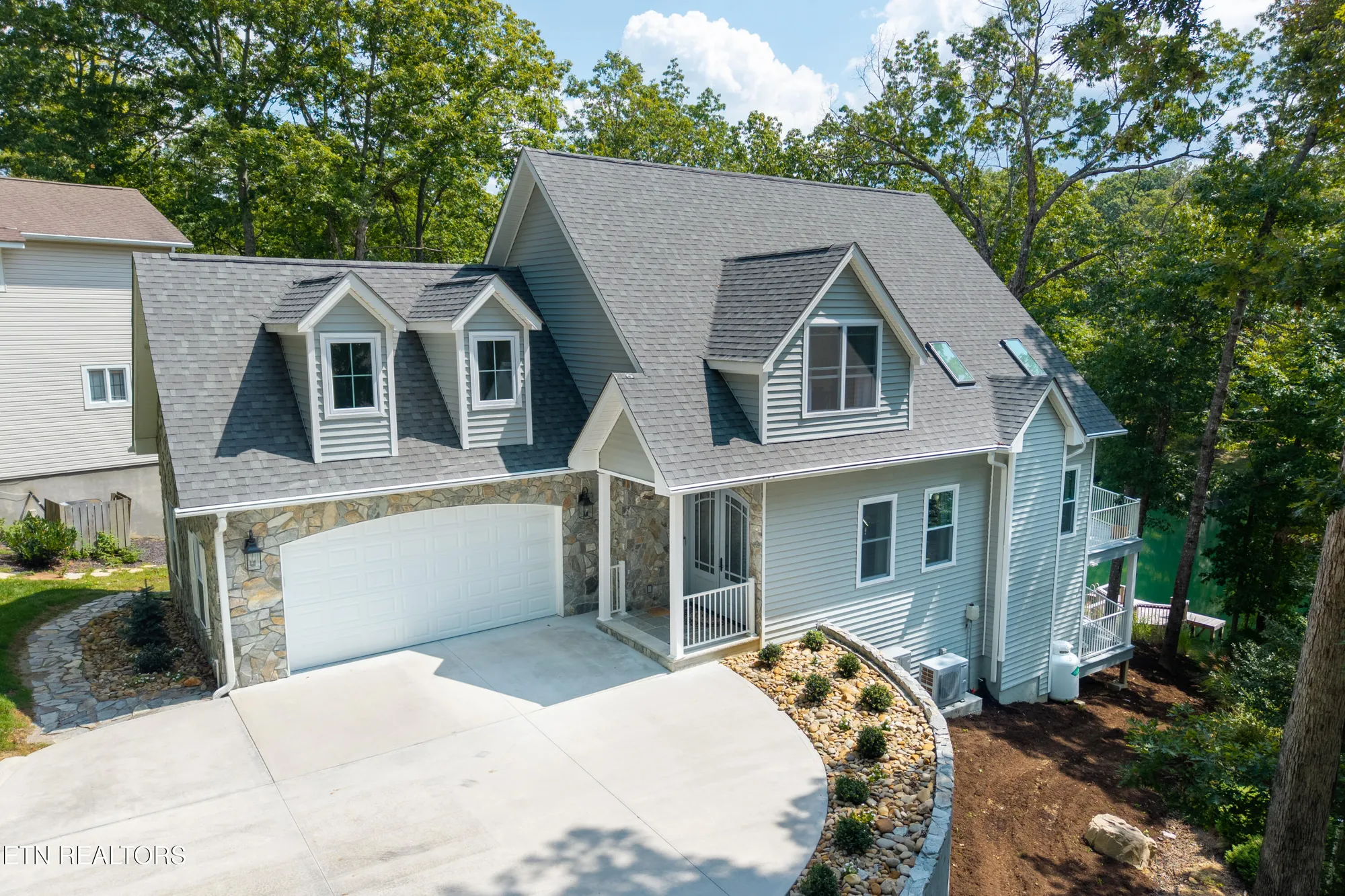 Property Slideshow image 2 of 51 | 43 overlook cir, Crossville, TN, 38558