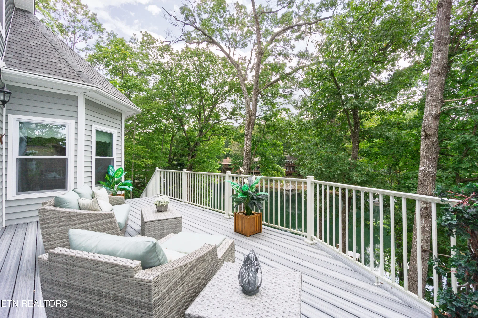 Property Slideshow image 11 of 51 | 43 overlook cir, Crossville, TN, 38558