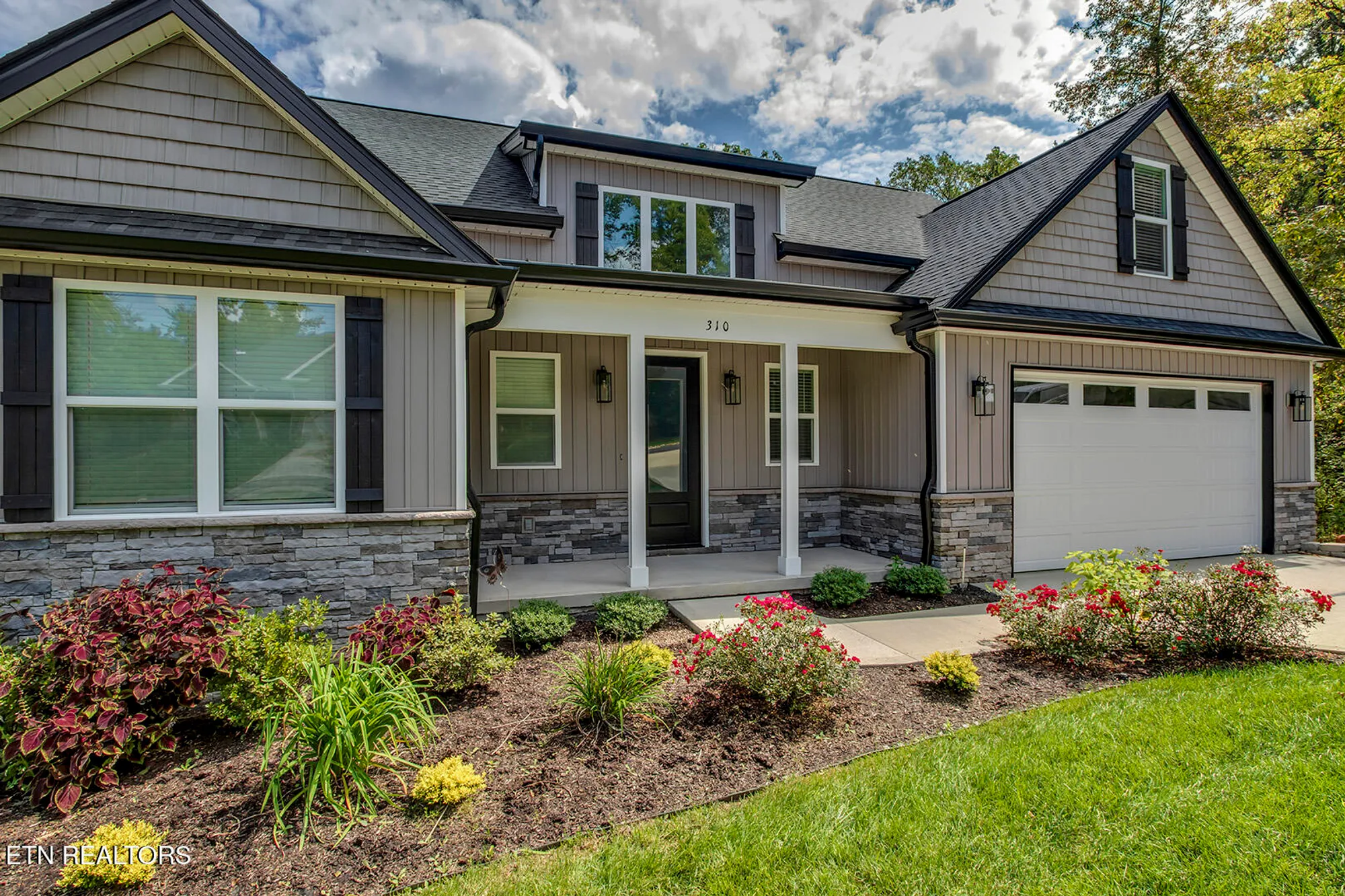 Property Slideshow image 4 of 61 | 310 dudala way, Loudon, TN, 37774