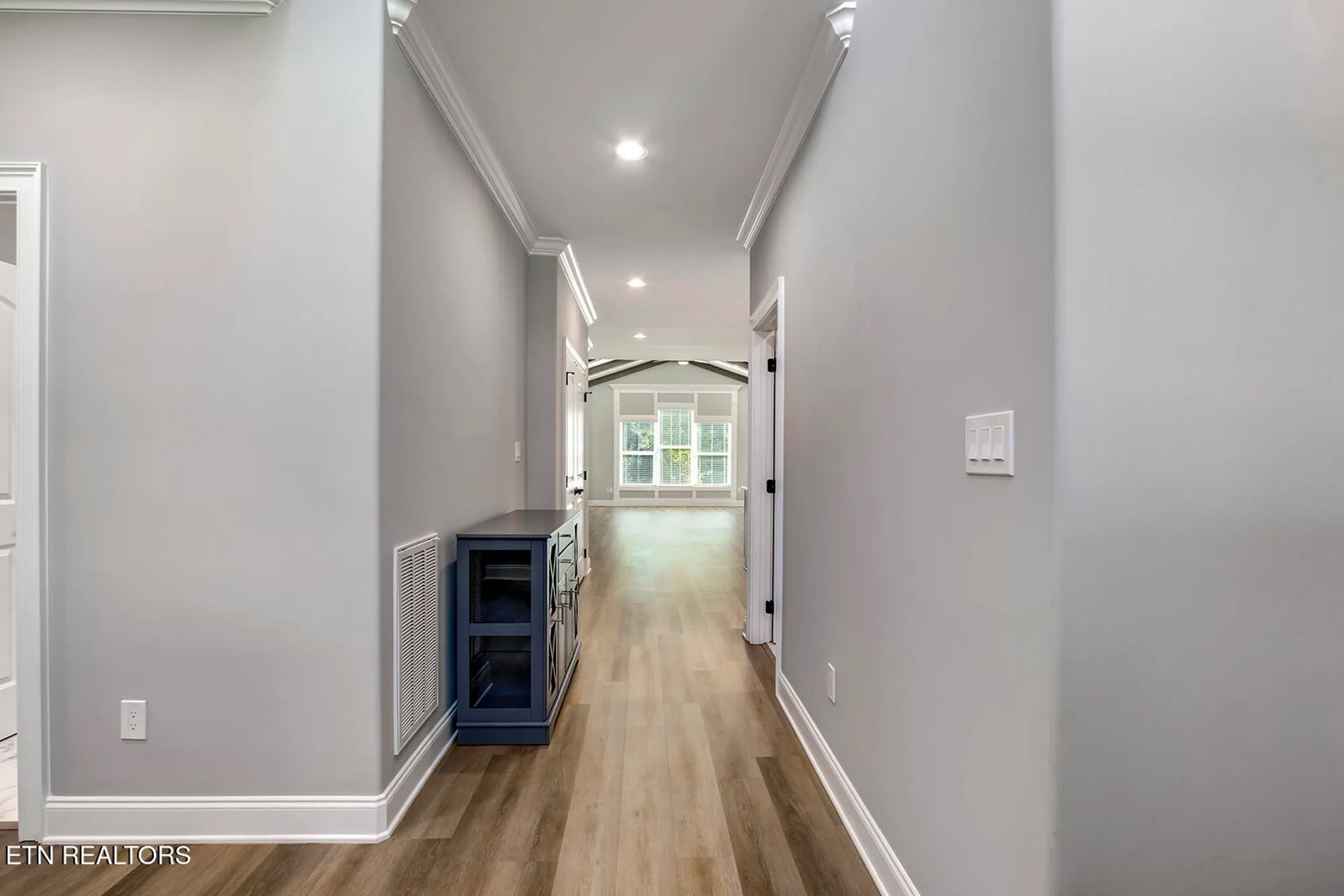 Property Slideshow image 6 of 61 | 310 dudala way, Loudon, TN, 37774