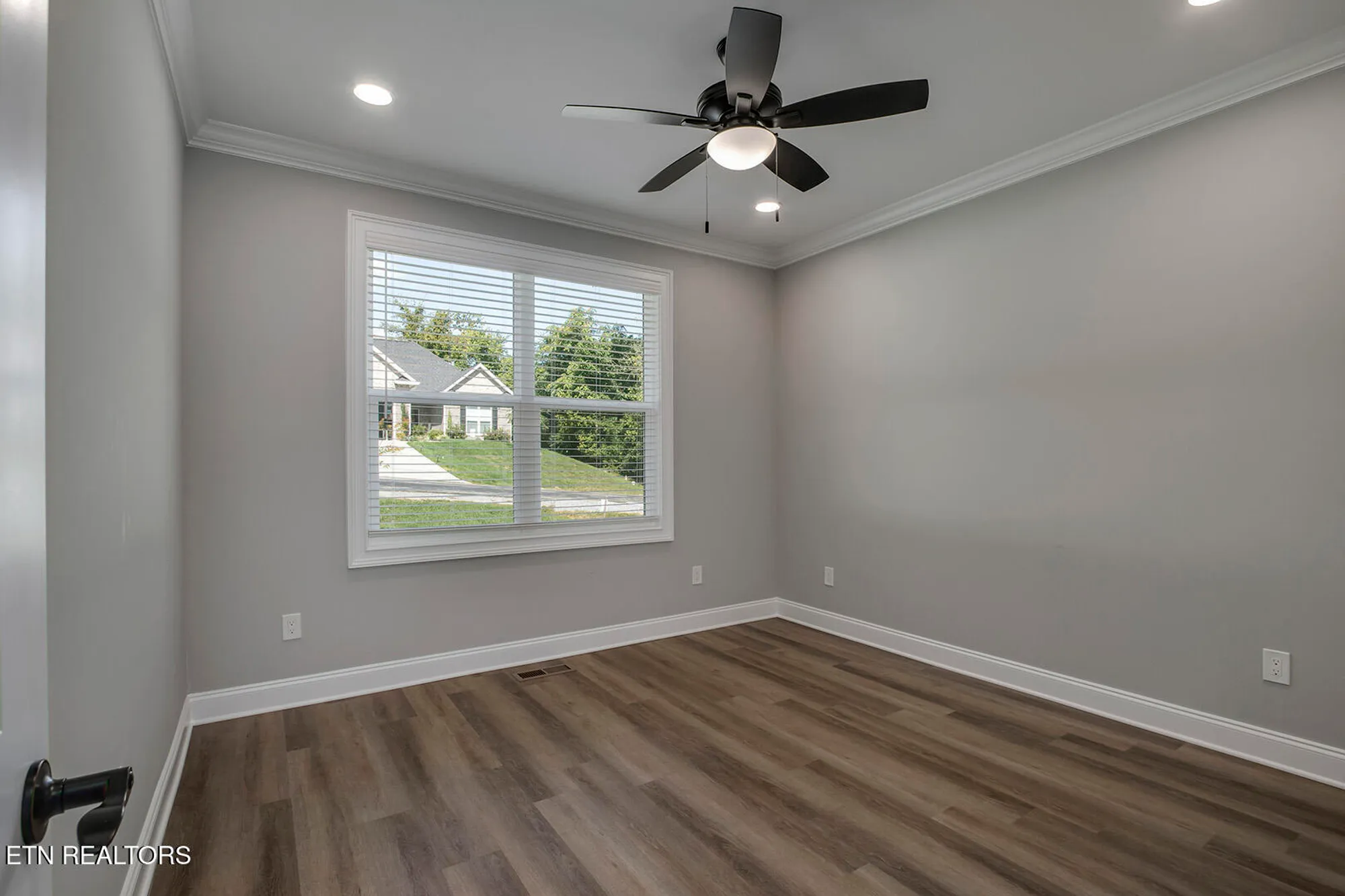 Property Slideshow image 36 of 61 | 310 dudala way, Loudon, TN, 37774