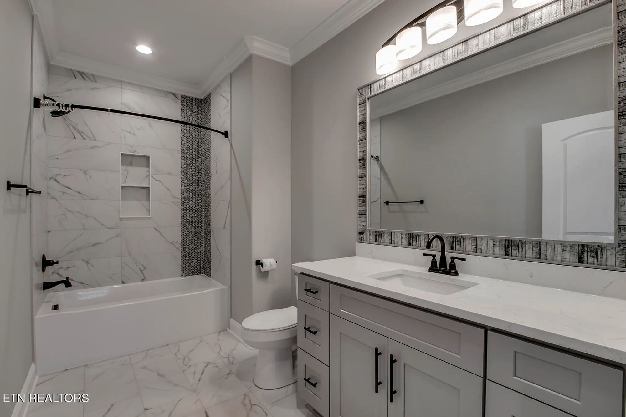 Property Slideshow image 38 of 61 | 310 dudala way, Loudon, TN, 37774