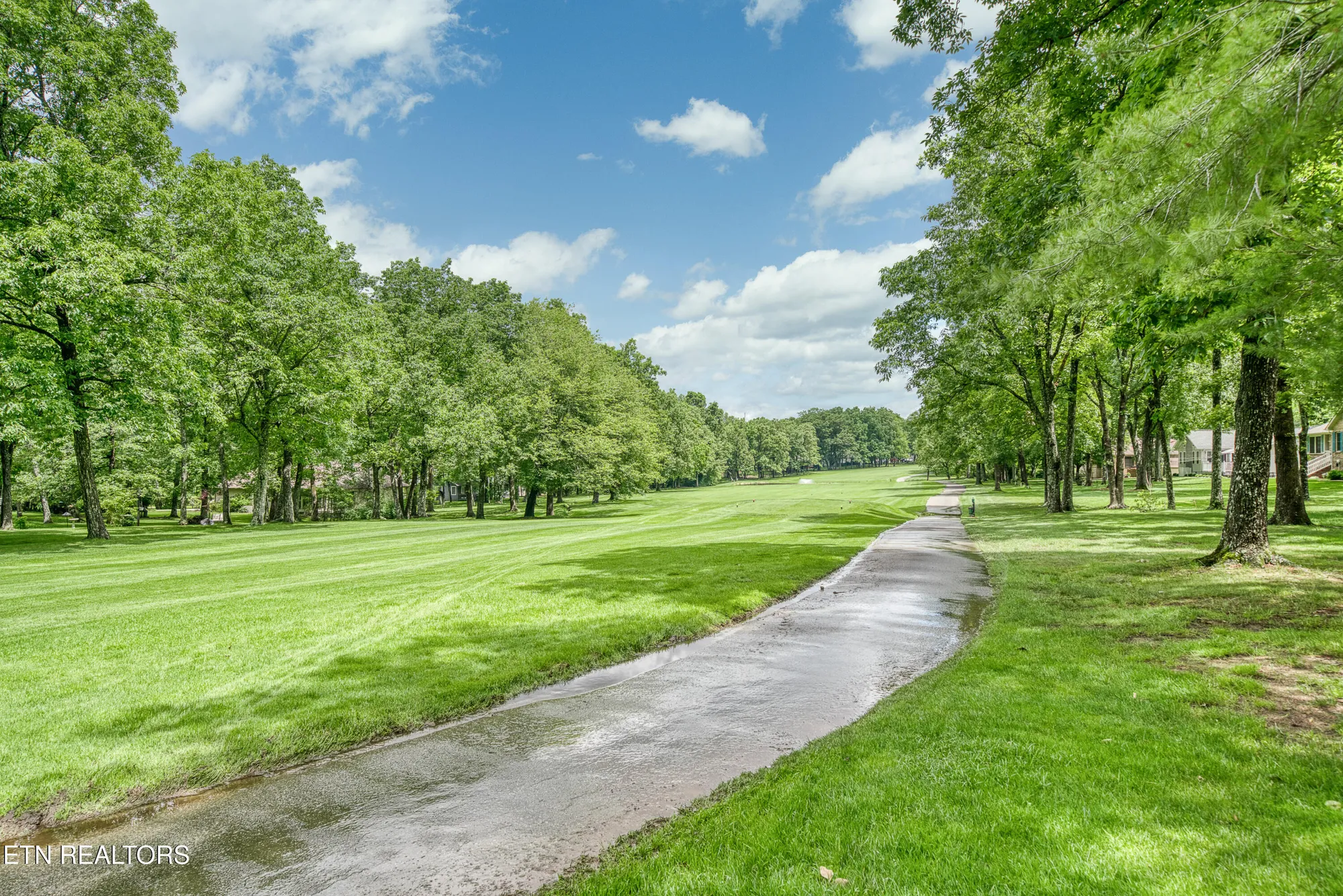 Property Slideshow image 30 of 36 | 105 fairway dr, Crossville, TN, 38558