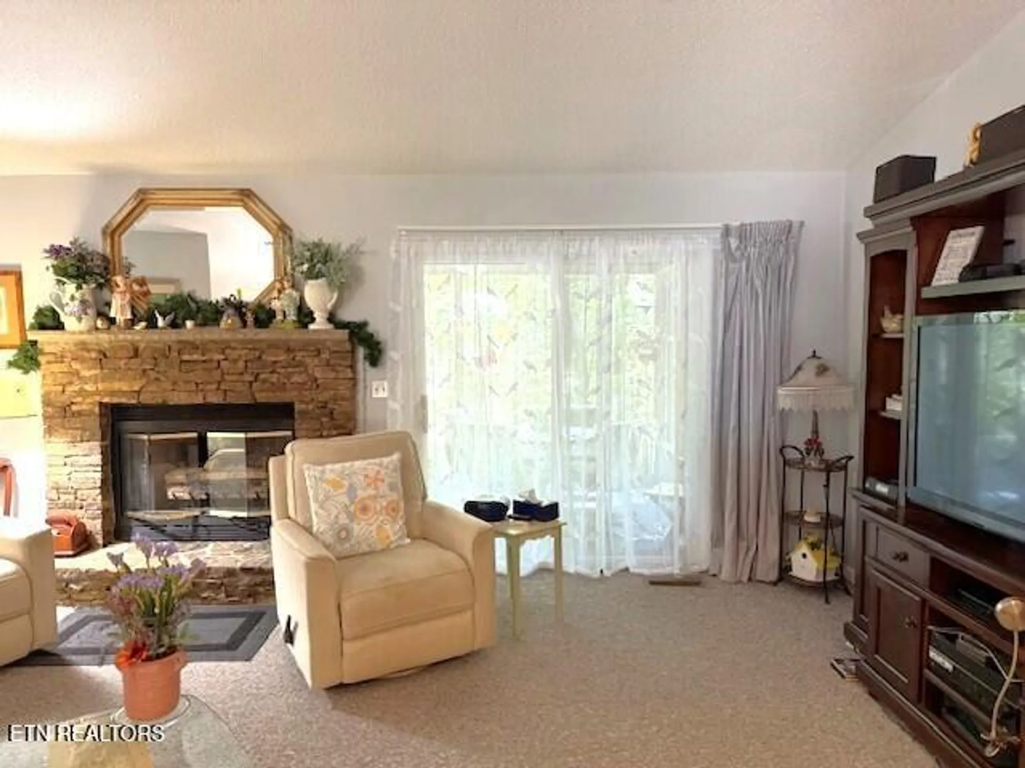 Property Slideshow image 4 of 24 | 246 saint george dr, Crossville, TN, 38558