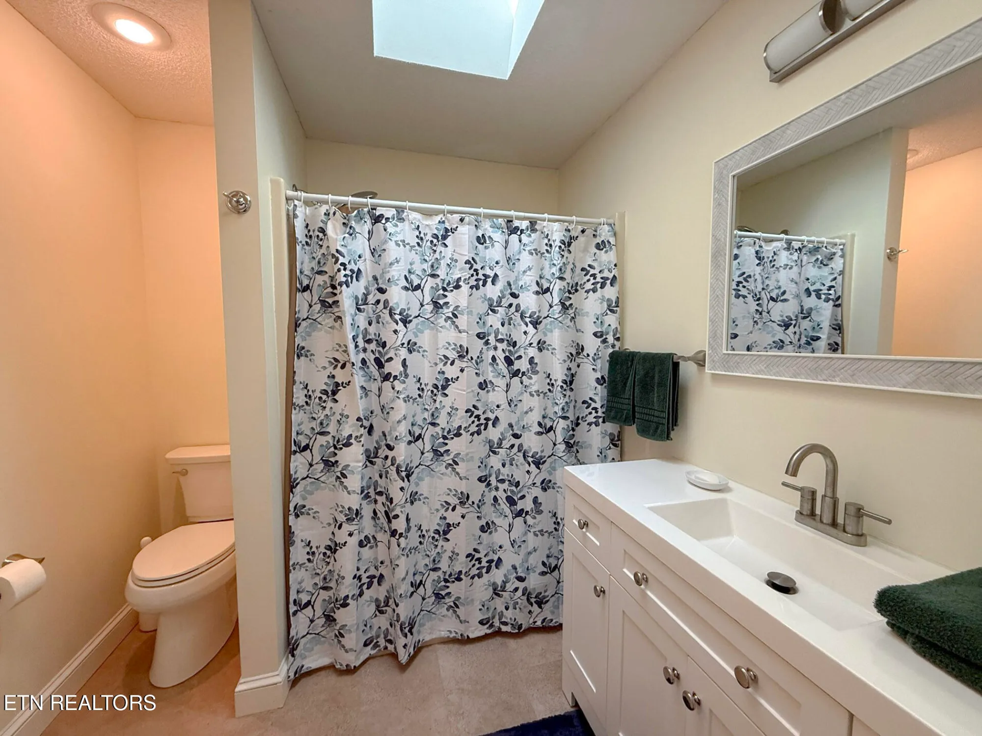 Property Slideshow image 19 of 33 | 103 sheffield dr, Crossville, TN, 38558