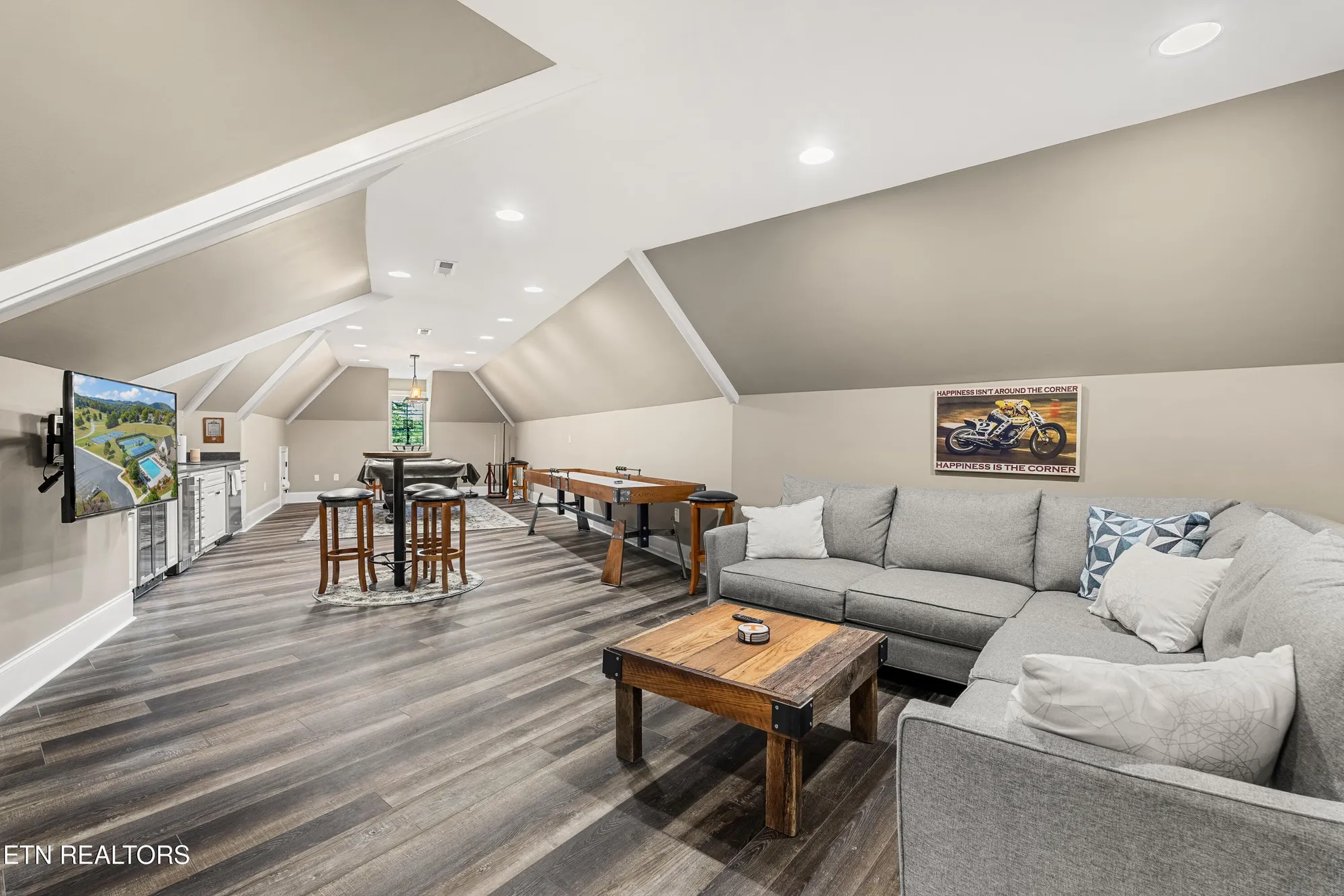 Property Slideshow image 46 of 52 | 1440 rarity bay pkwy, Vonore, TN, 37885