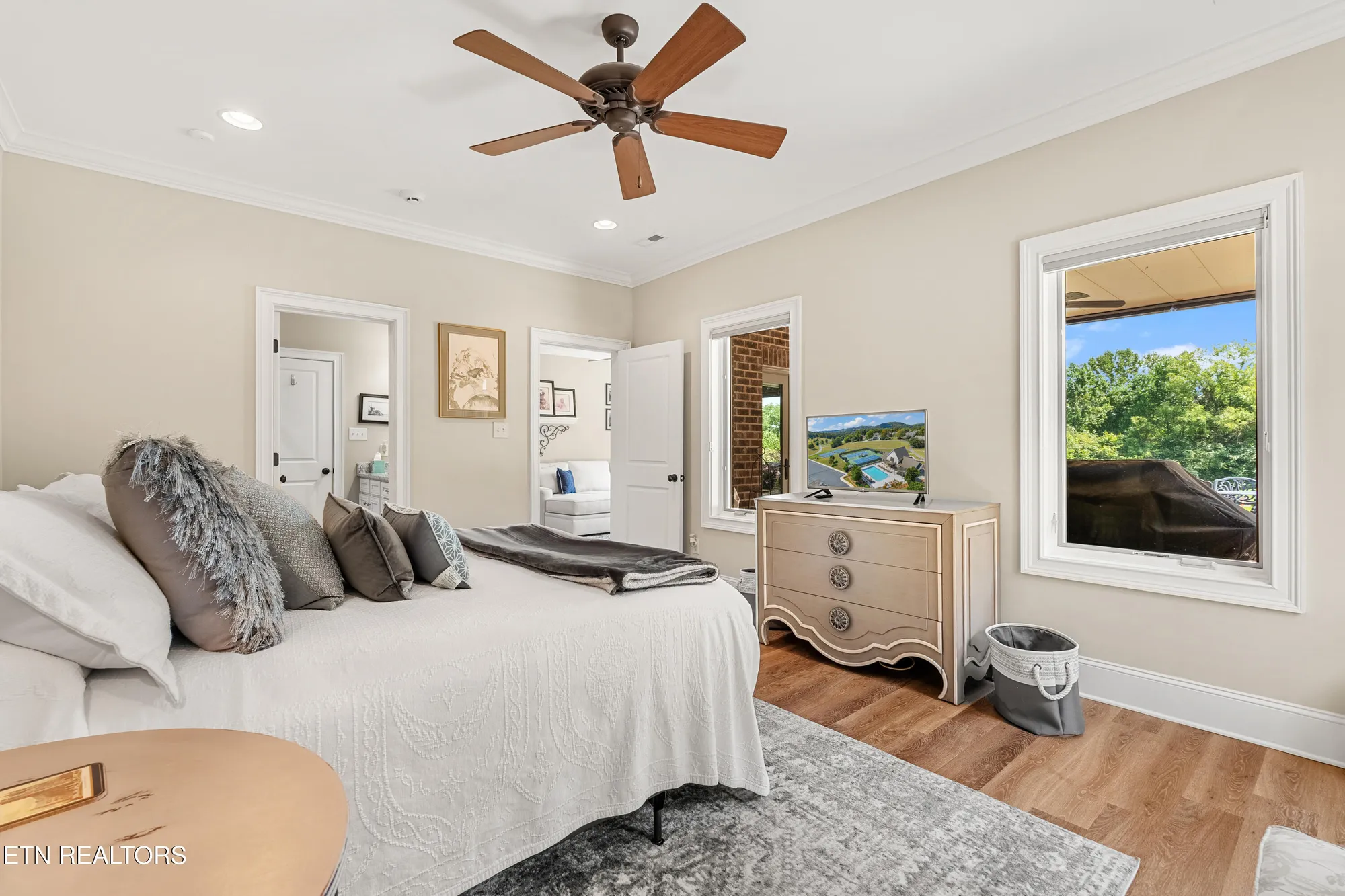 Property Slideshow image 40 of 52 | 1440 rarity bay pkwy, Vonore, TN, 37885