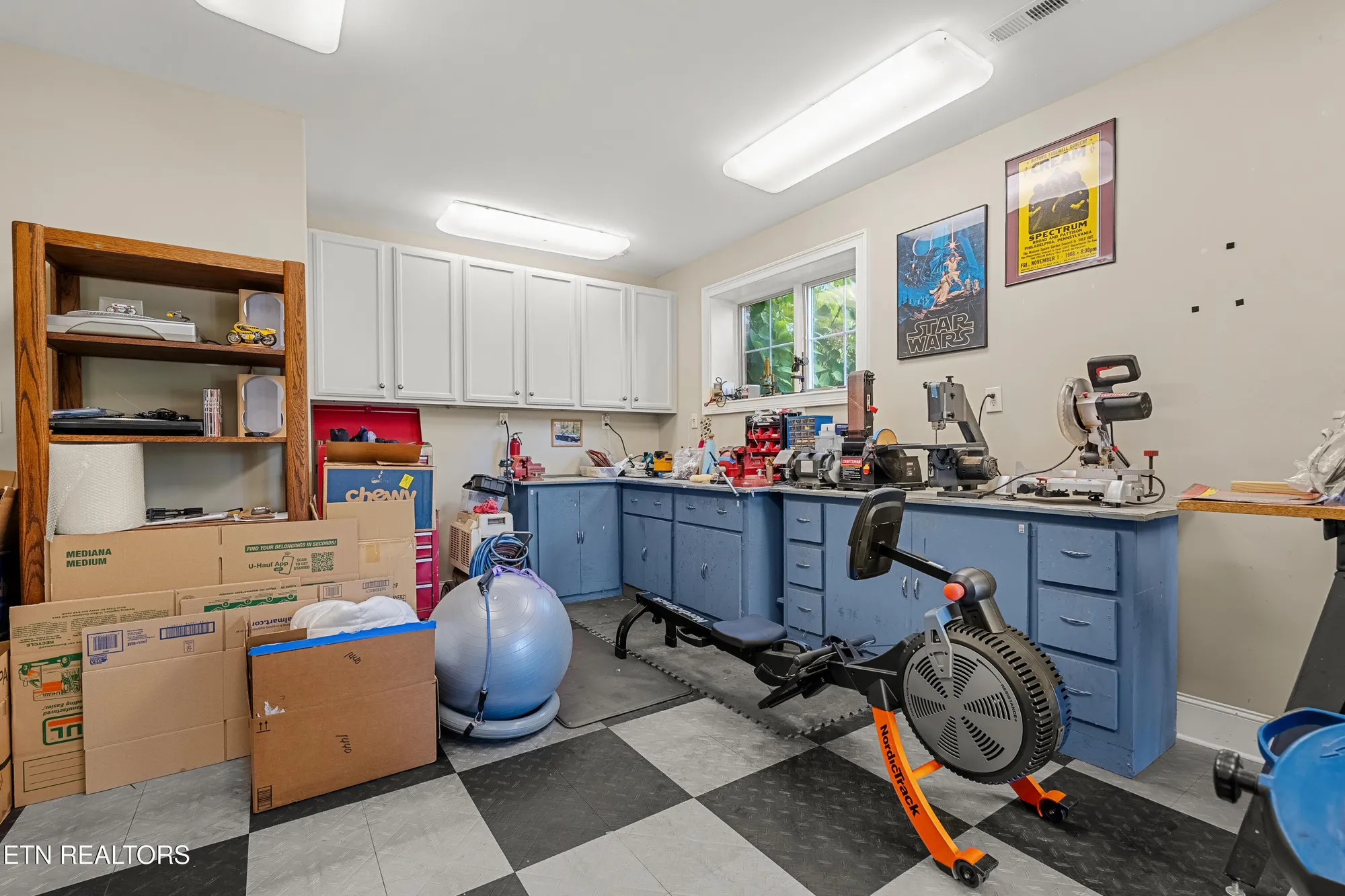 Property Slideshow image 44 of 52 | 1440 rarity bay pkwy, Vonore, TN, 37885