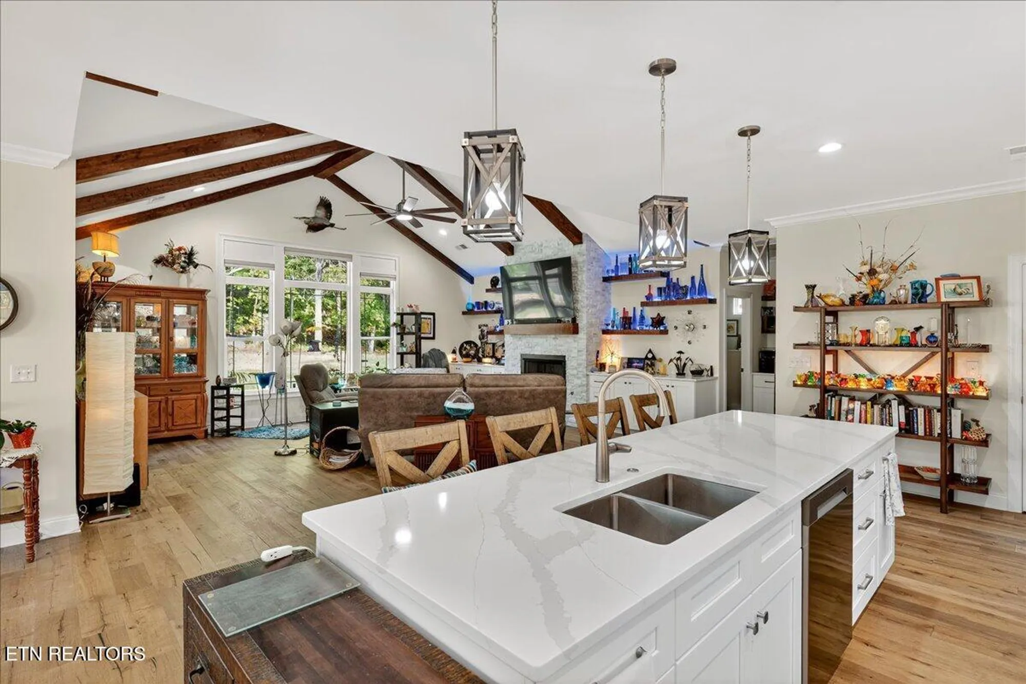 Property Slideshow image 20 of 47 | 297 dudala way, Loudon, TN, 37774