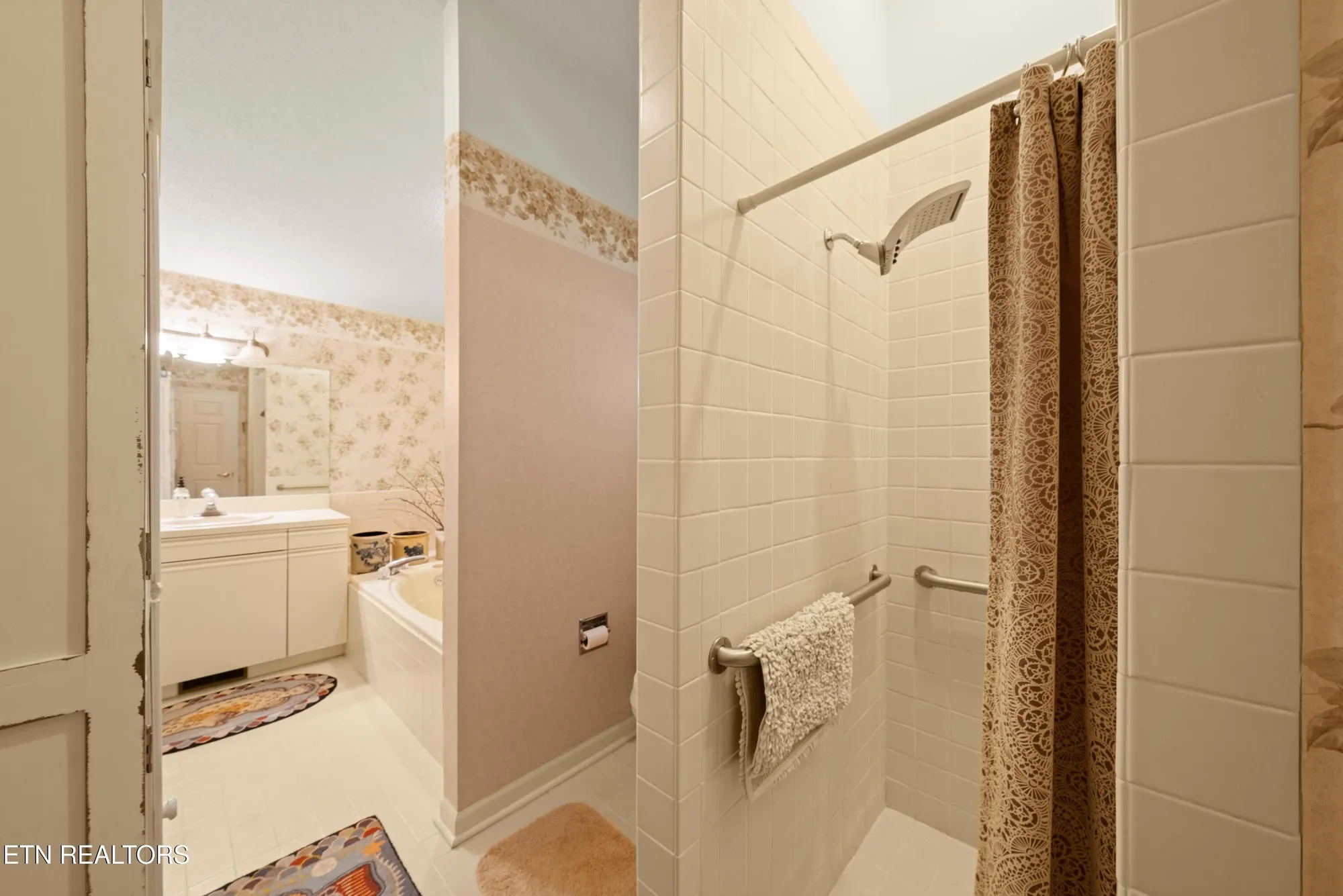 Property Slideshow image 45 of 61 | 220 catoosa blvd, Crossville, TN, 38558