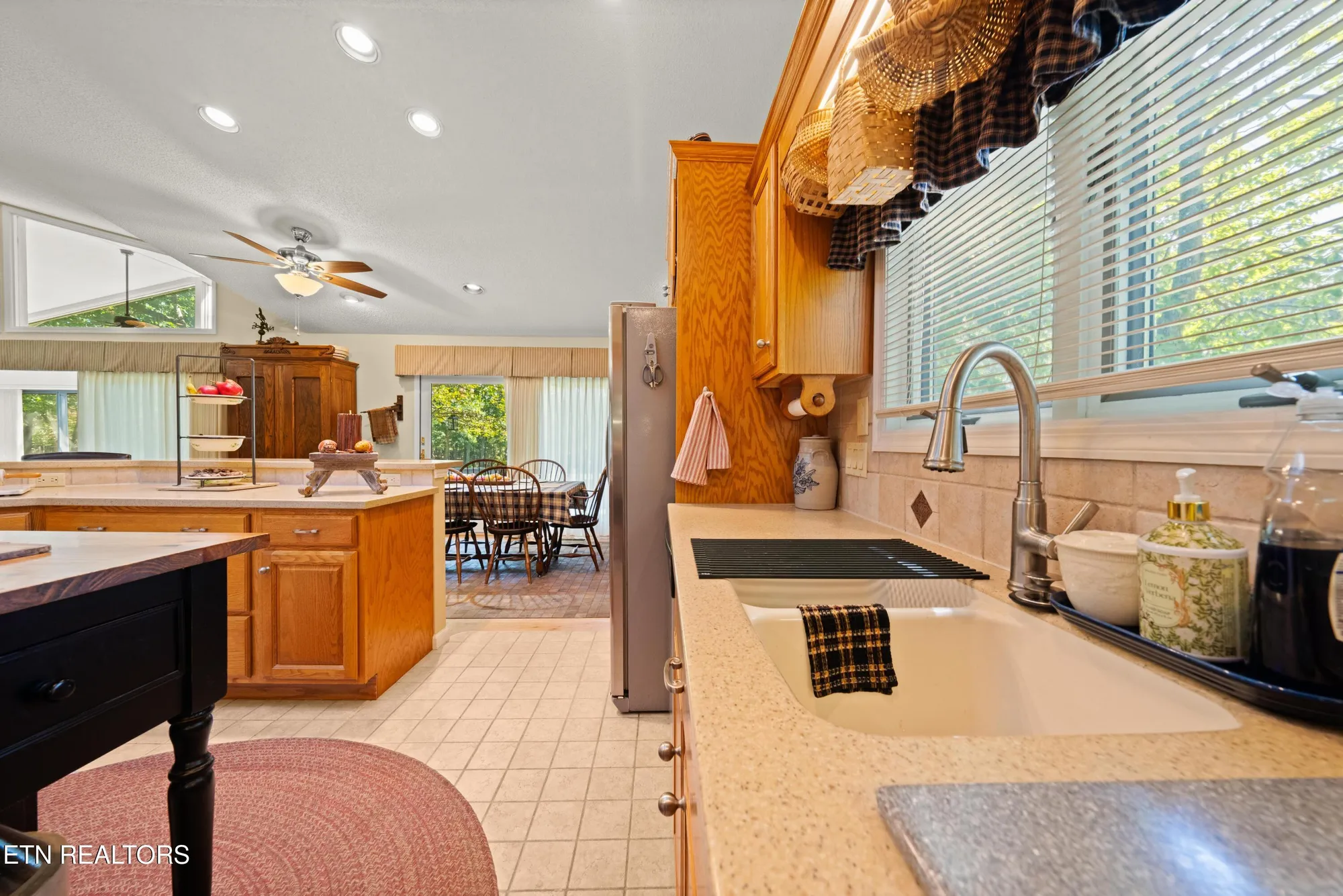 Property Slideshow image 30 of 61 | 220 catoosa blvd, Crossville, TN, 38558
