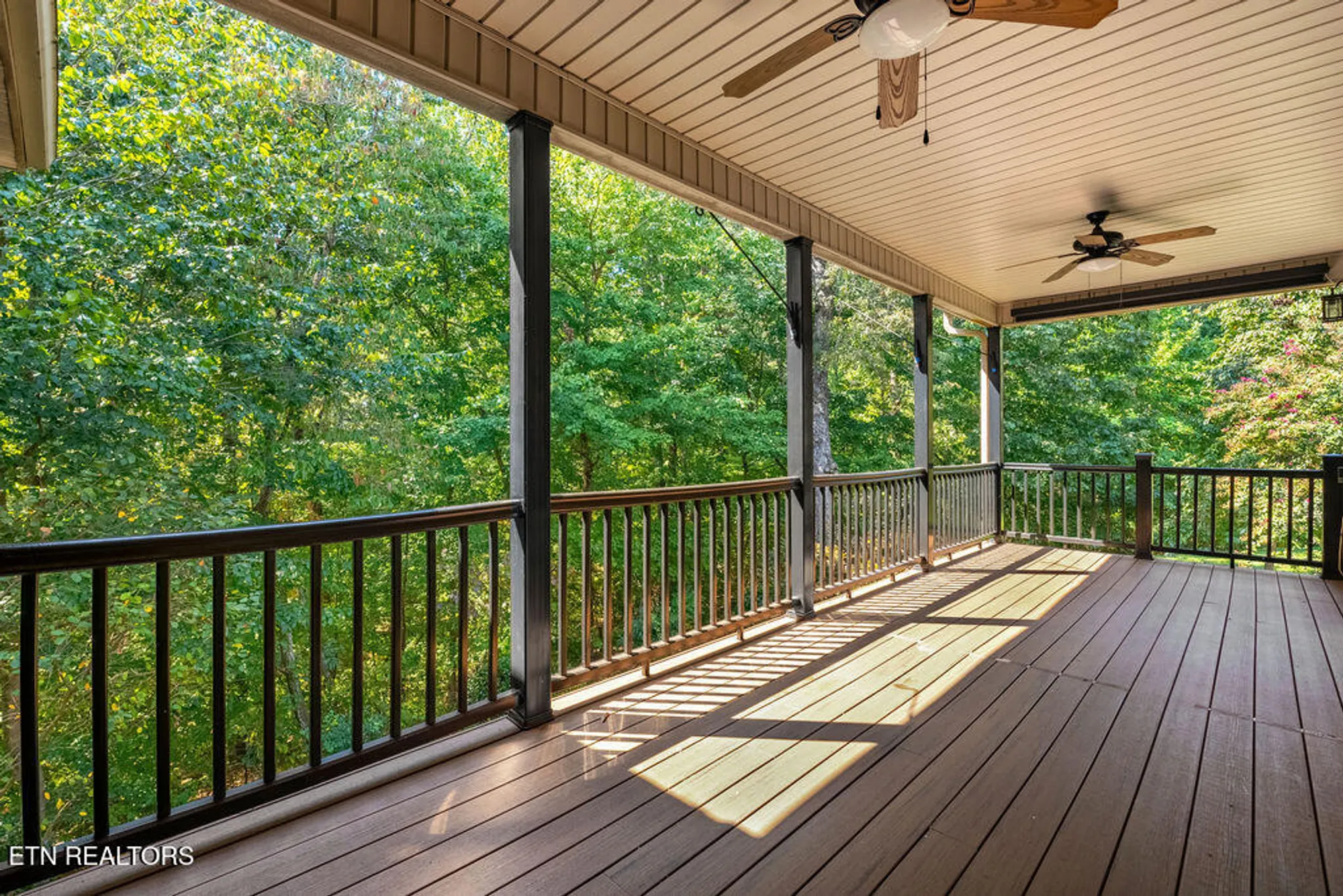Property Slideshow image 20 of 40 | 111 osage ct, Loudon, TN, 37774