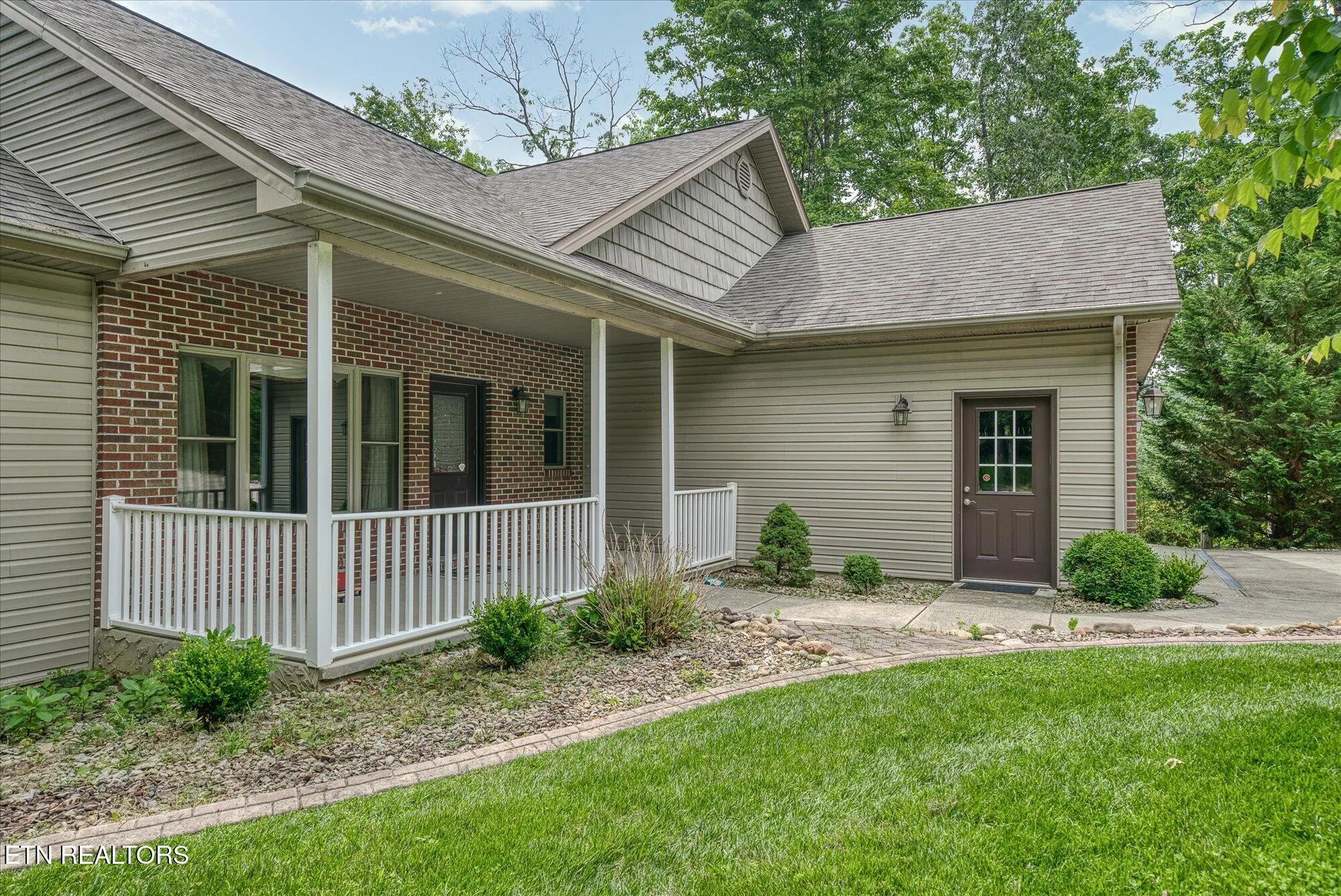 Property Slideshow image 5 of 35 | 15 chatham ct, Crossville, TN, 38558