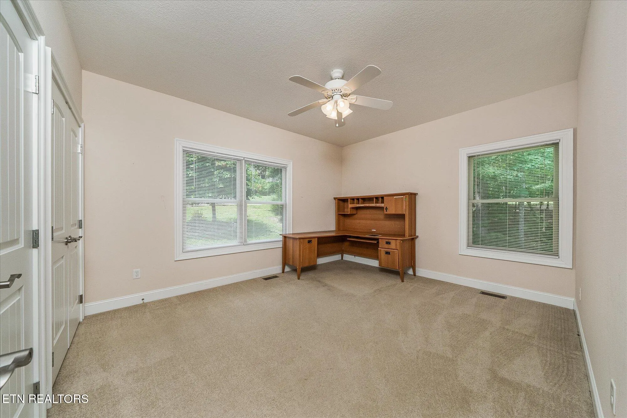 Property Slideshow image 31 of 35 | 15 chatham ct, Crossville, TN, 38558