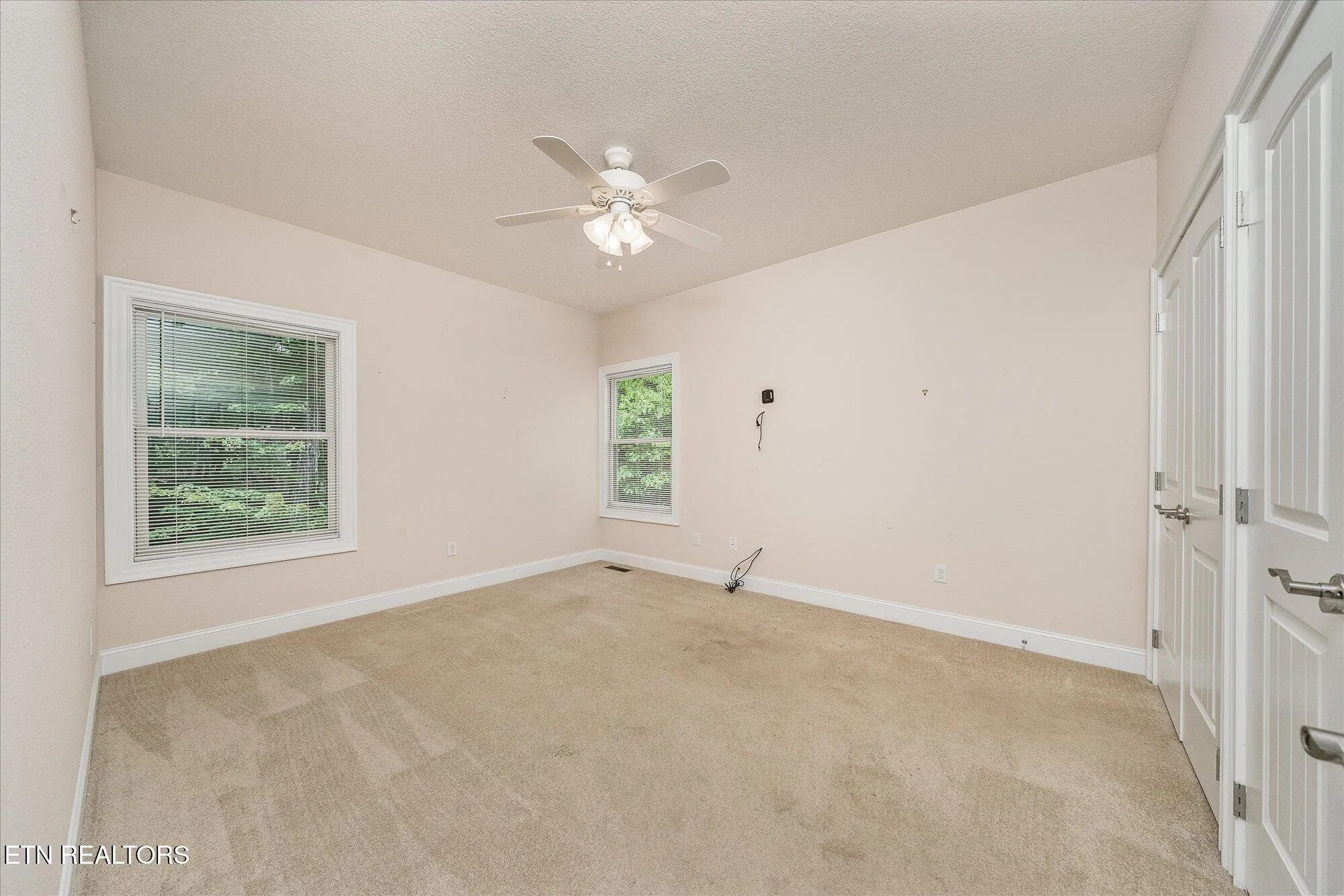 Property Slideshow image 33 of 35 | 15 chatham ct, Crossville, TN, 38558