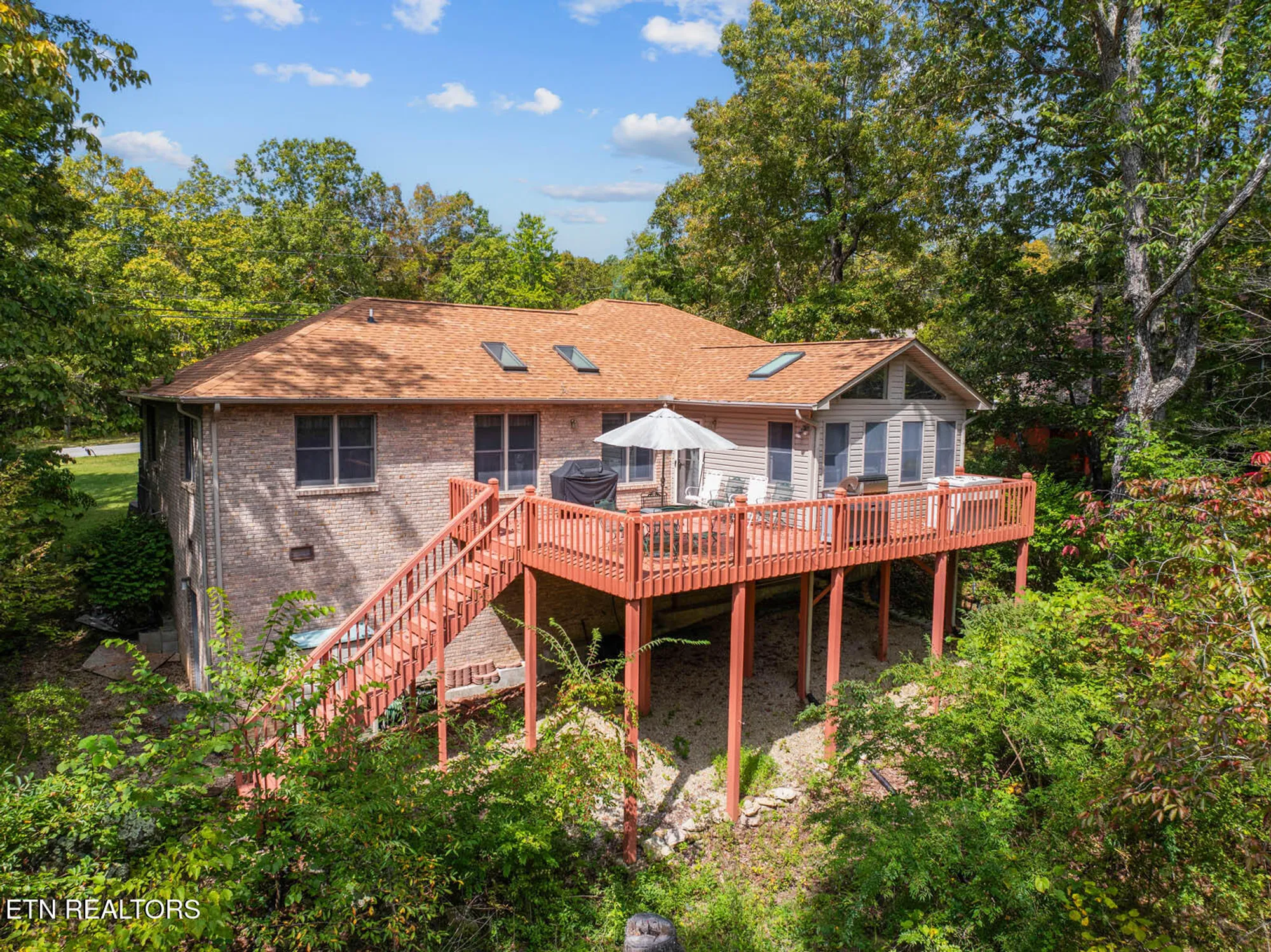 Property Slideshow image 30 of 43 | 191 snead dr, Crossville, TN, 38558