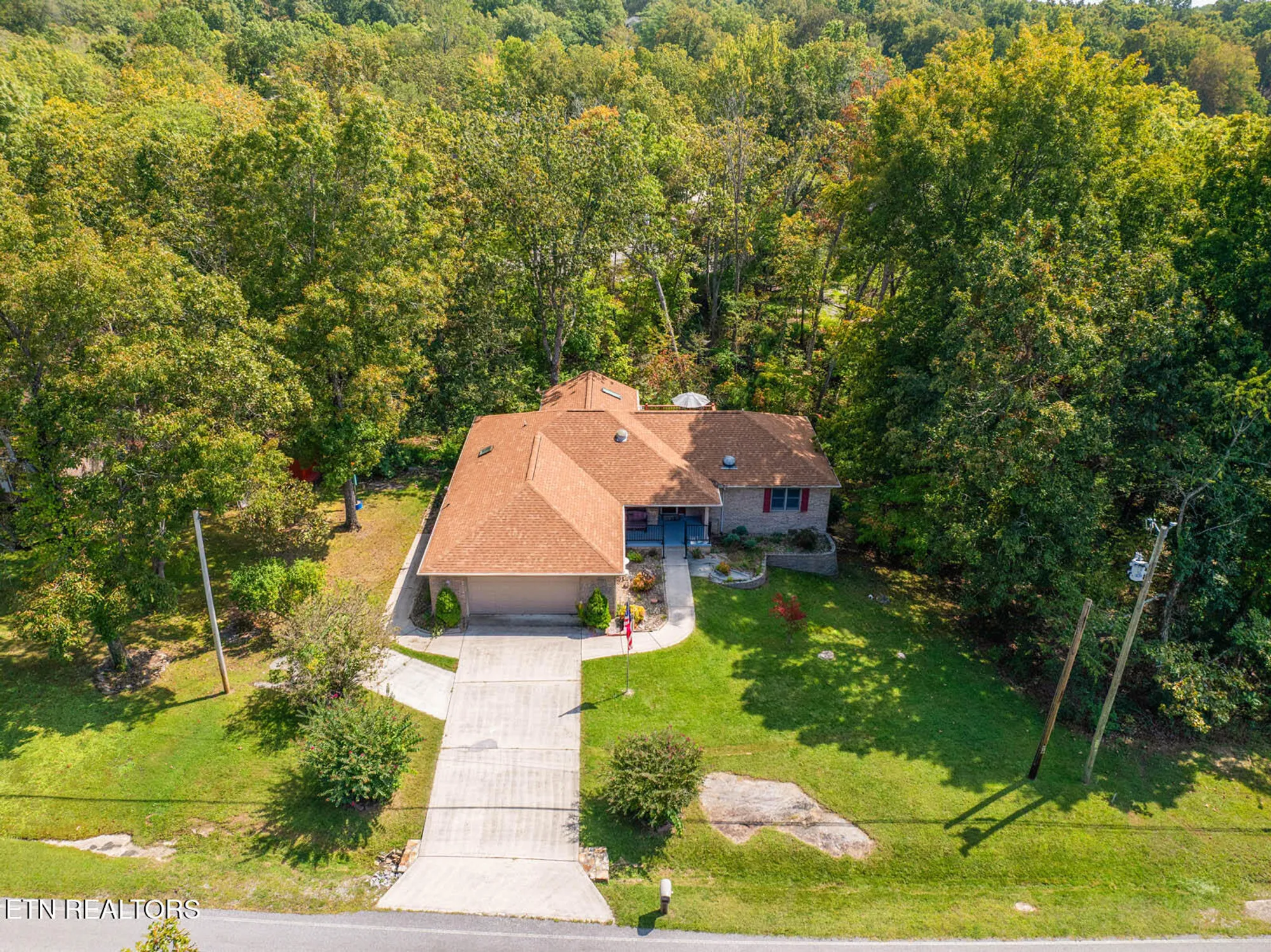 Property Slideshow image 3 of 43 | 191 snead dr, Crossville, TN, 38558