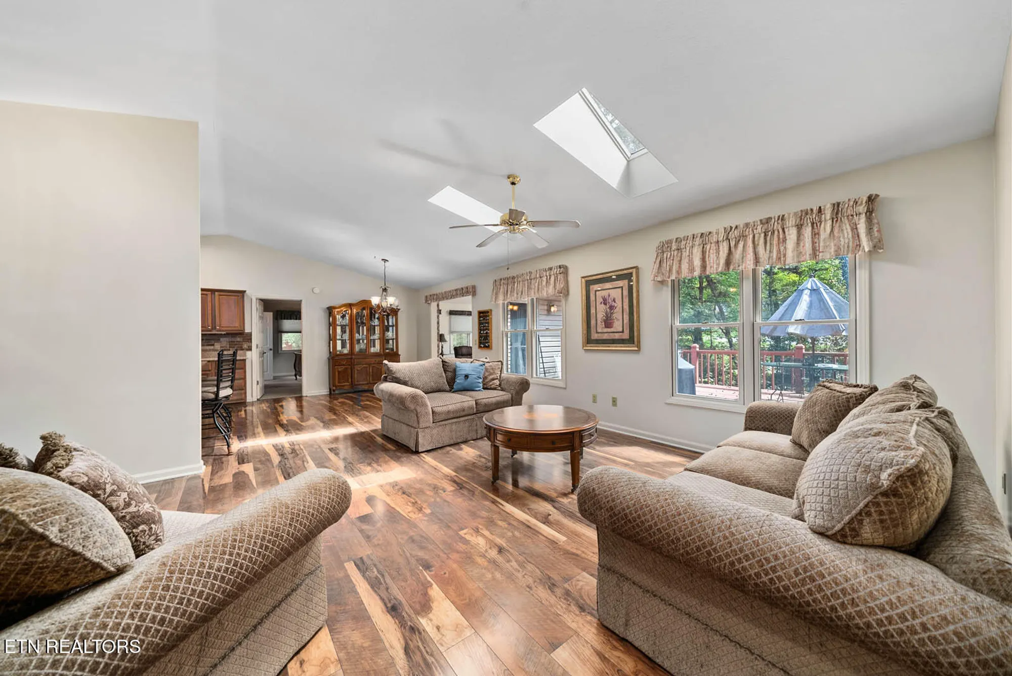 Property Slideshow image 8 of 43 | 191 snead dr, Crossville, TN, 38558