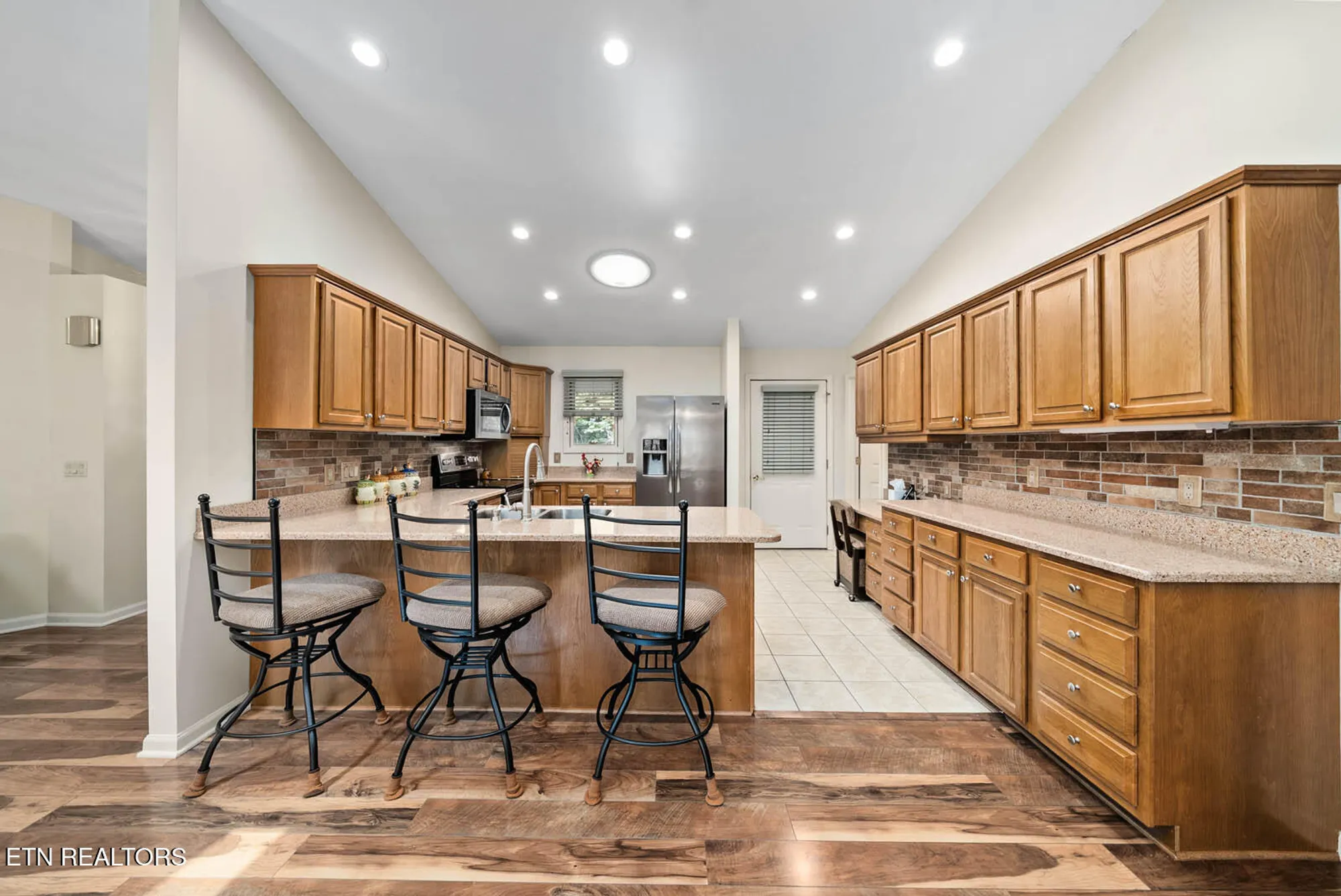 Property Slideshow image 10 of 43 | 191 snead dr, Crossville, TN, 38558